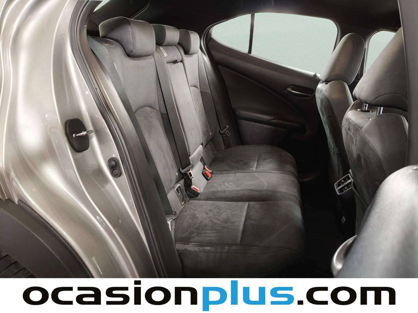 Lexus UX Lexus UX 250h Business 2WD (184 CV) al mejor precio