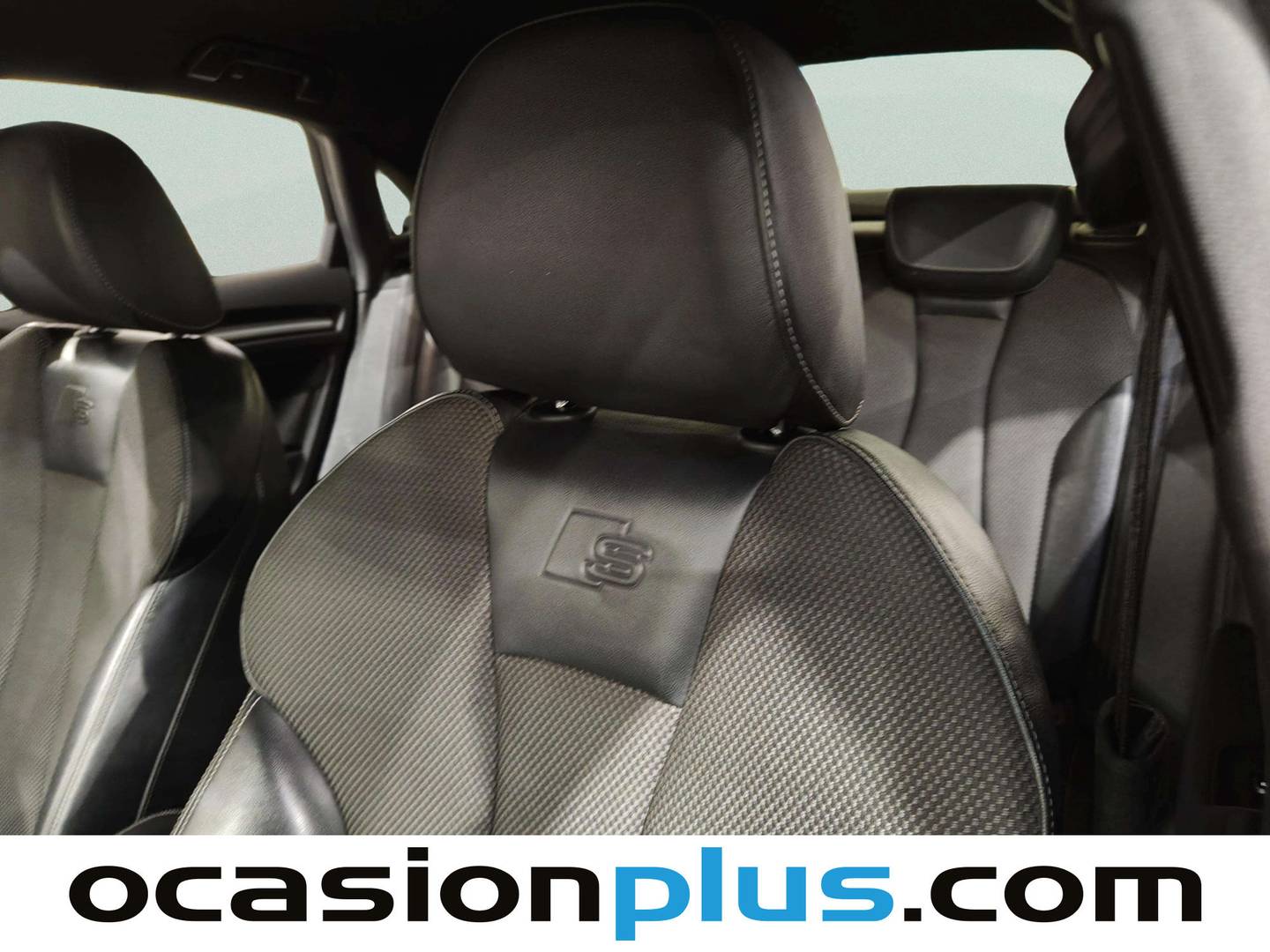 Extras y acabados del Audi A3 Audi A3 Sedan 1.5 TFSI COD EVO S line S-Tronic (150 CV)