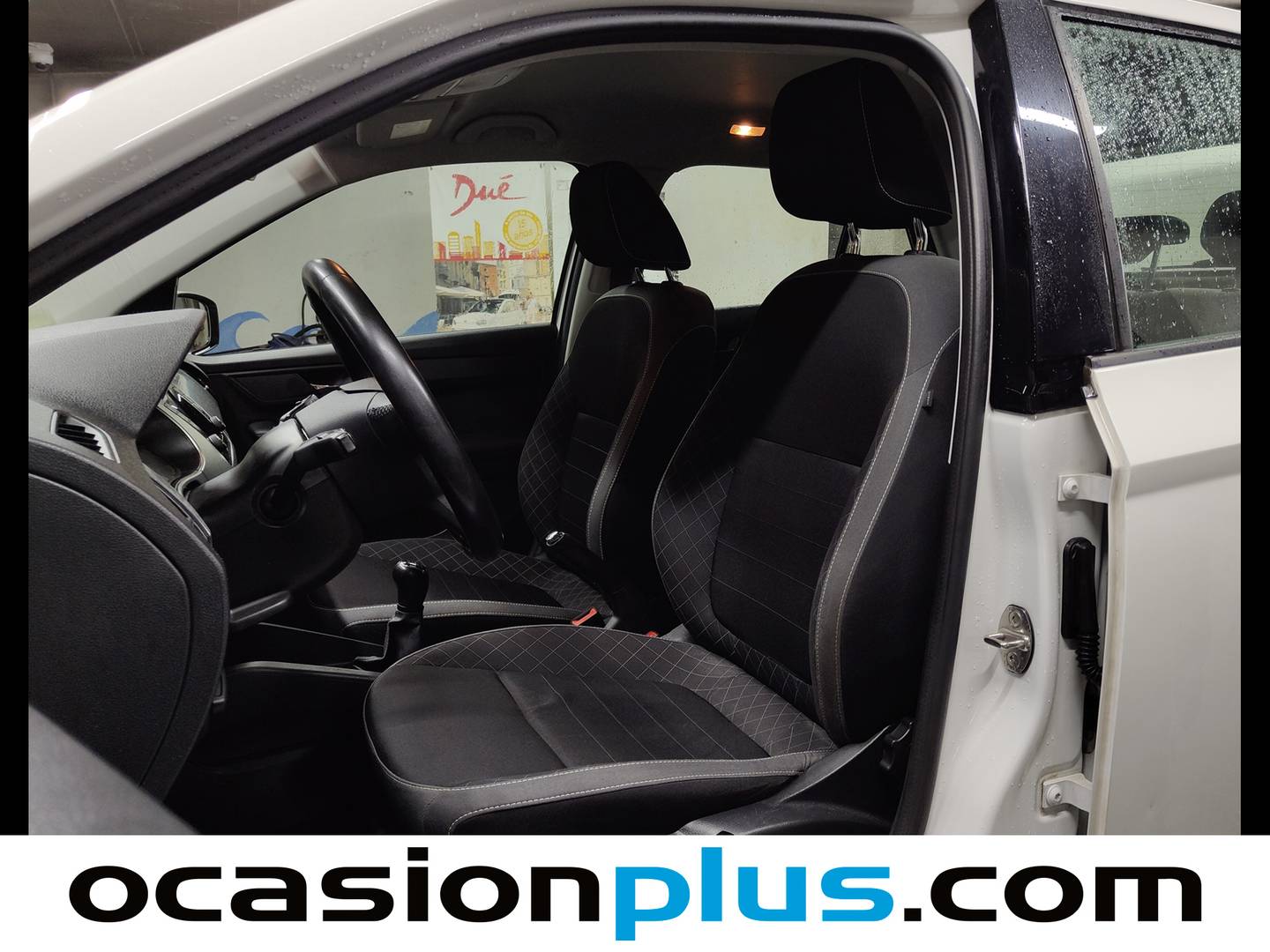 Foto asientos delanteros Skoda Fabia Skoda Fabia 1.0 MPI Like (75 CV)