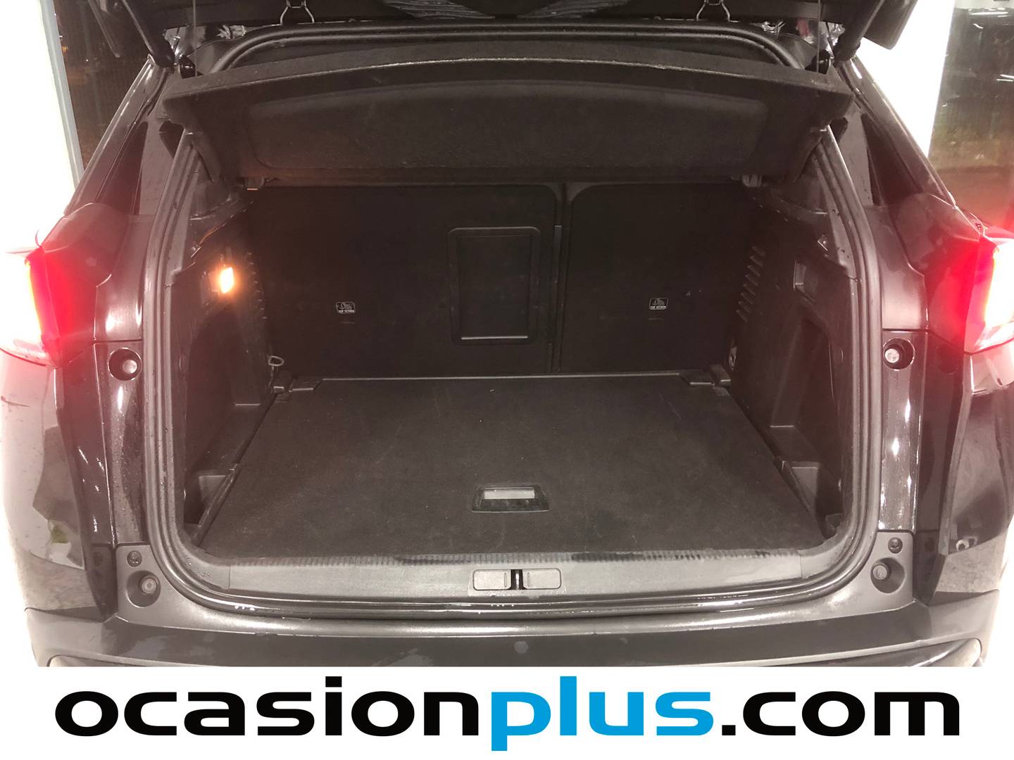 Foto Peugeot 3008 Peugeot 3008 PureTech 130 S&S GT EAT8 (130 CV)