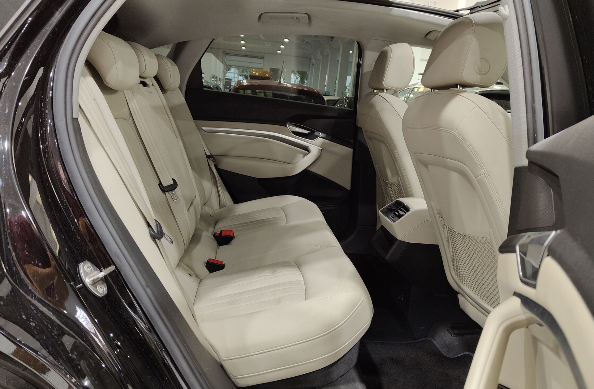 Audi e-tron Advanced e-tron 50 quattro - foto 22
