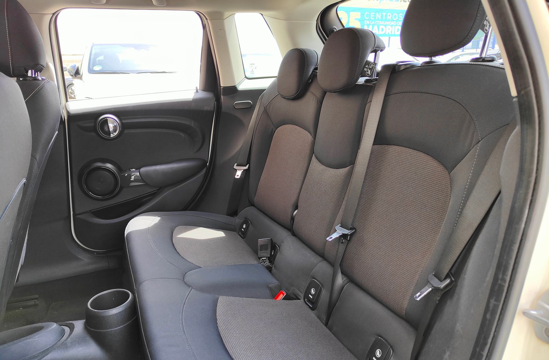 MINI Cooper One - foto 9