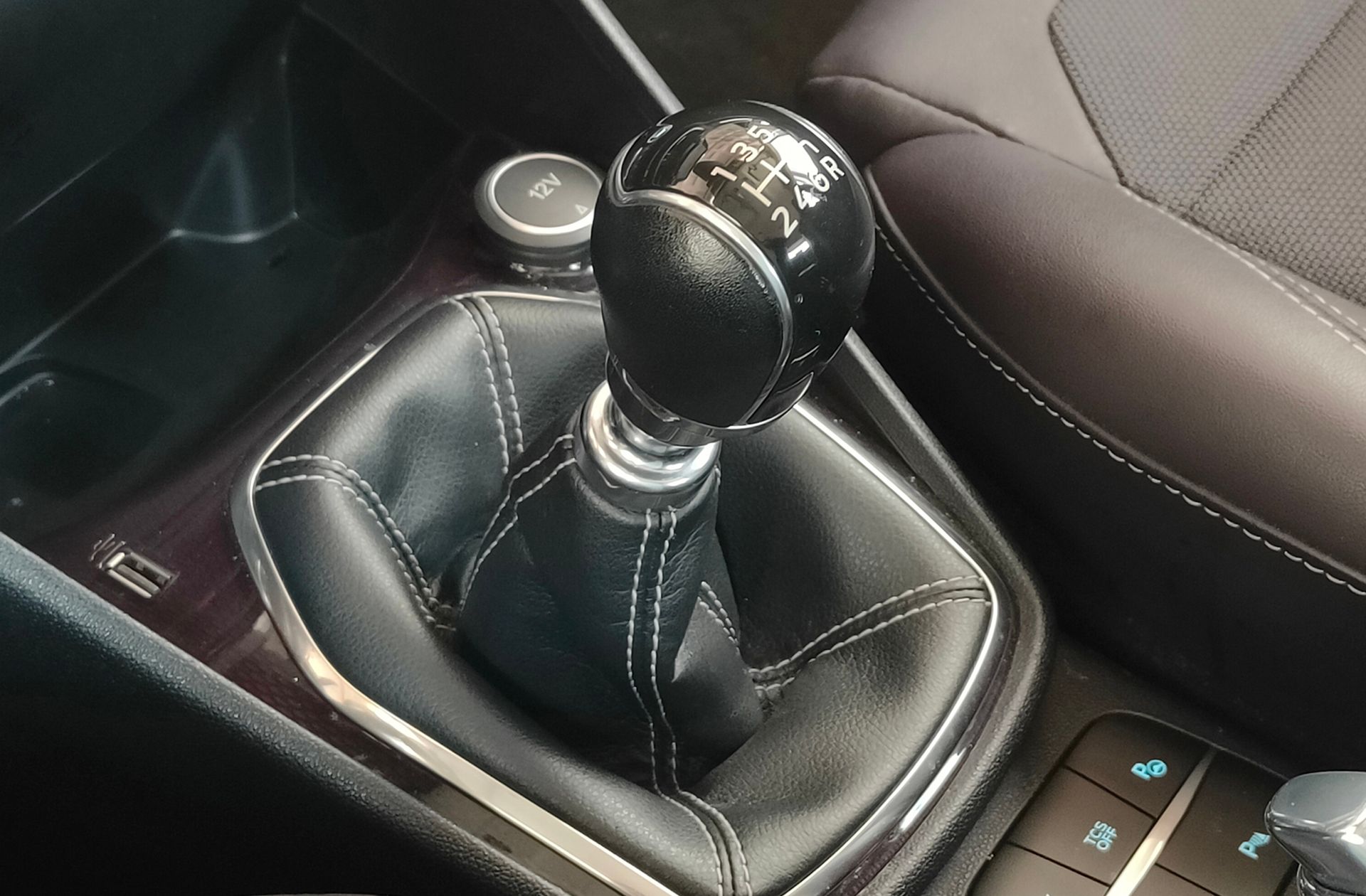 Ford Fiesta 1.0 EcoBoost Vignale - foto 5
