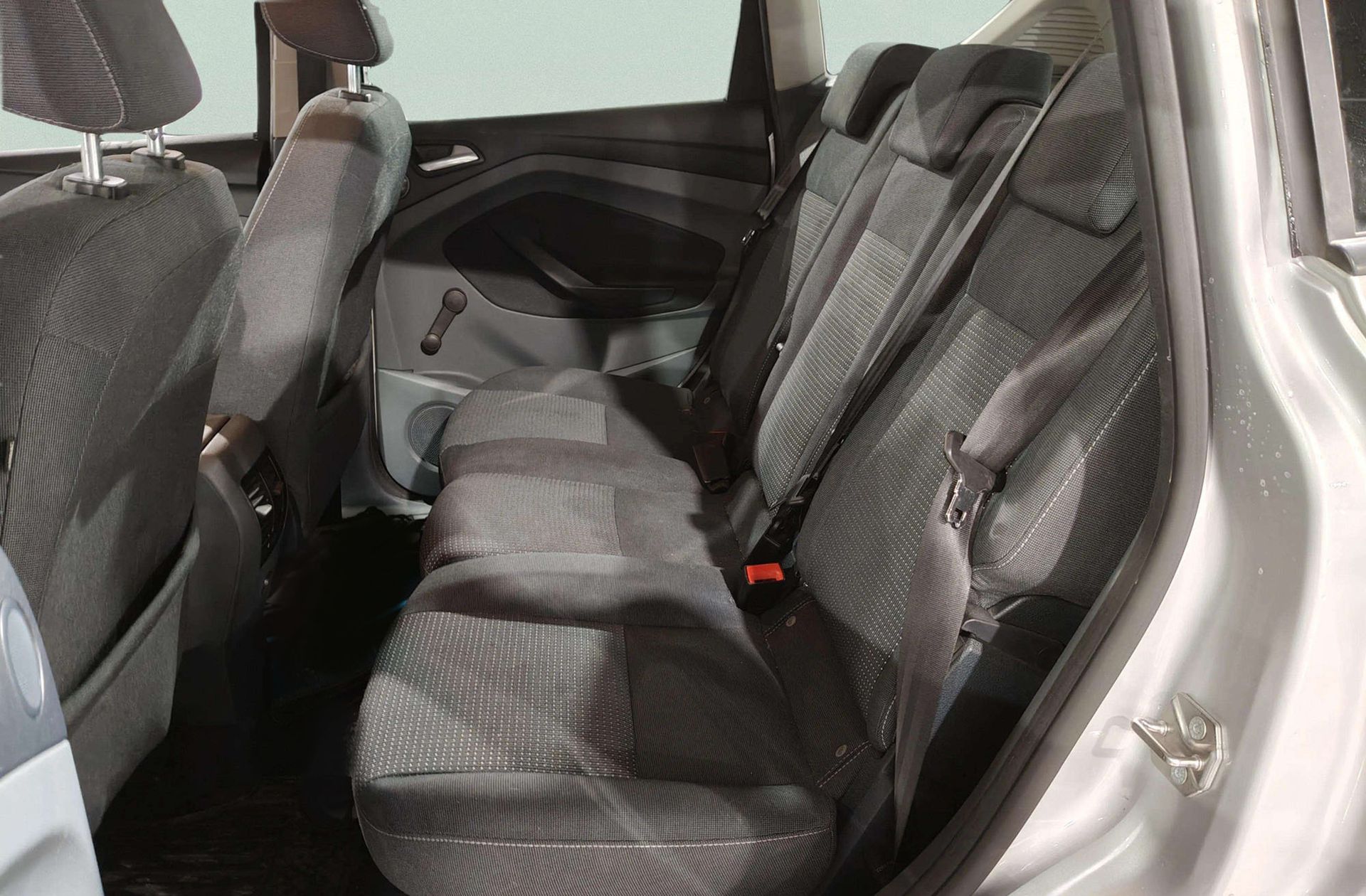 Ford C-Max 1.6 TDCi Trend - foto 9