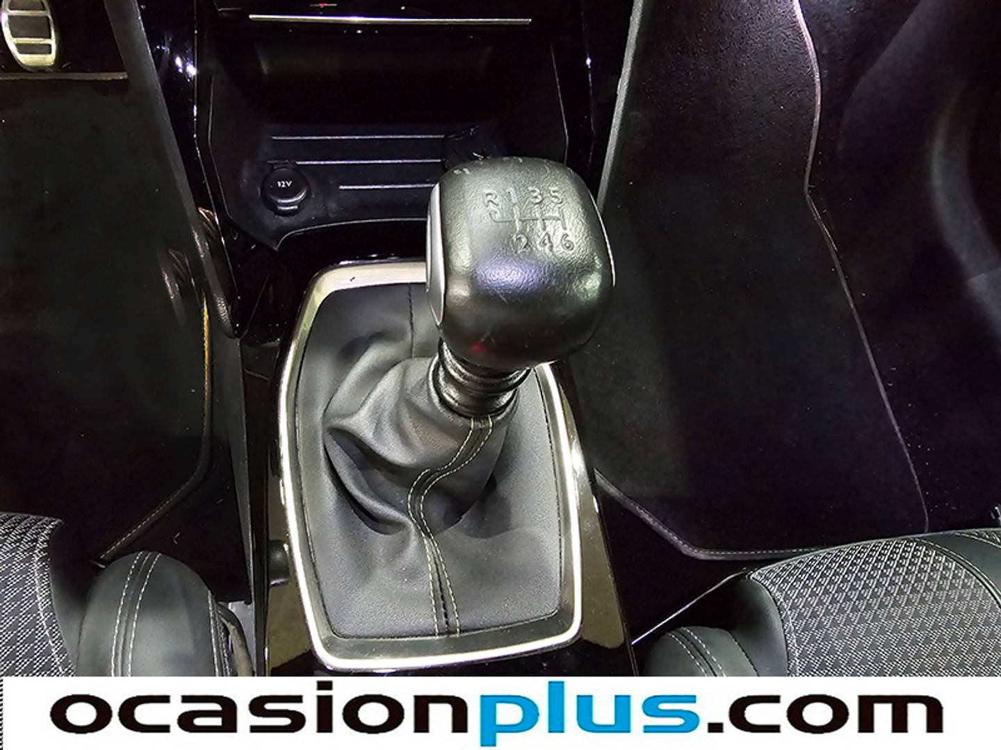 Foto Peugeot 208 Peugeot 208 BlueHDi 100 GT (100 CV)