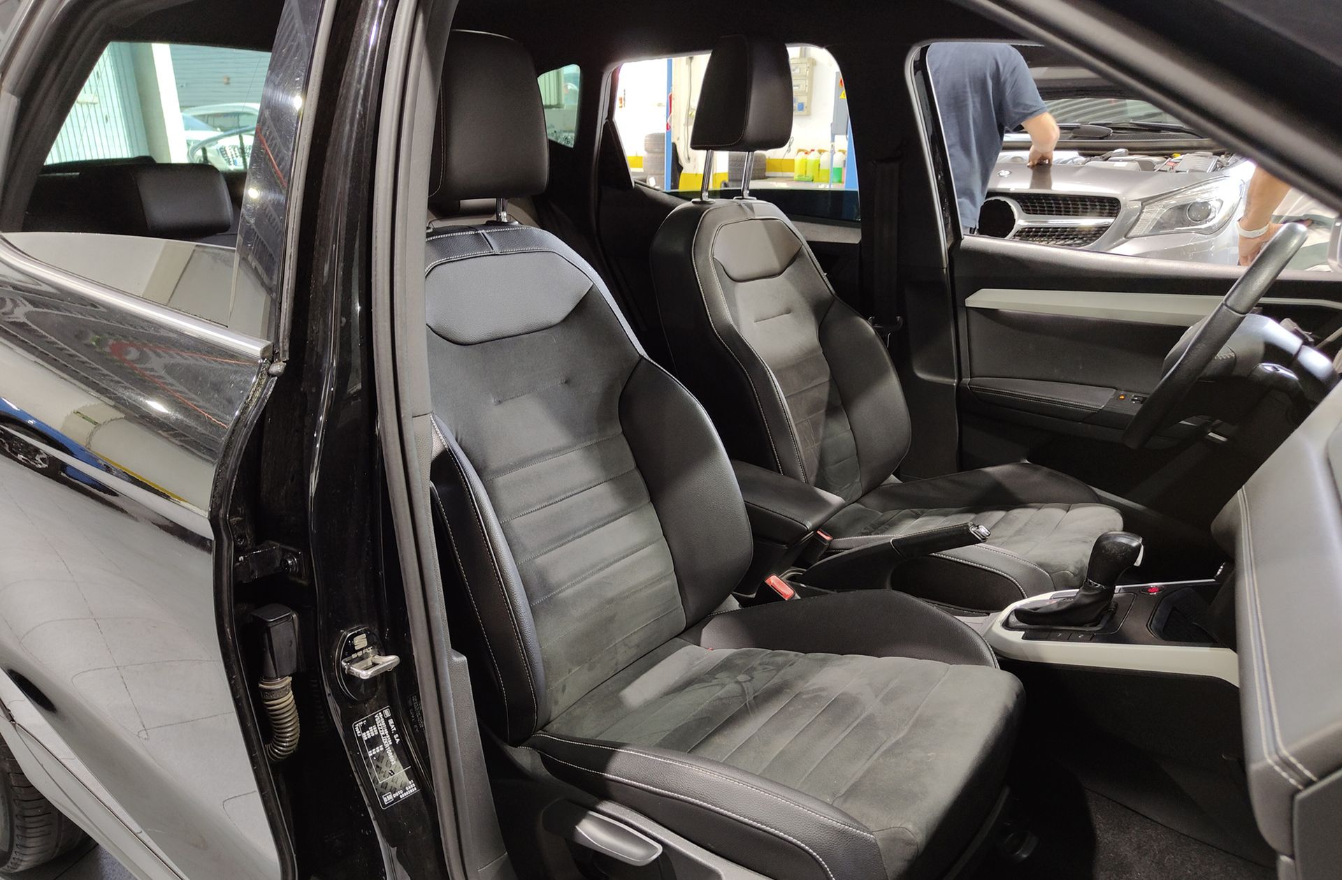 SEAT Arona 1.6 TDI Xcellence DSG - foto 21