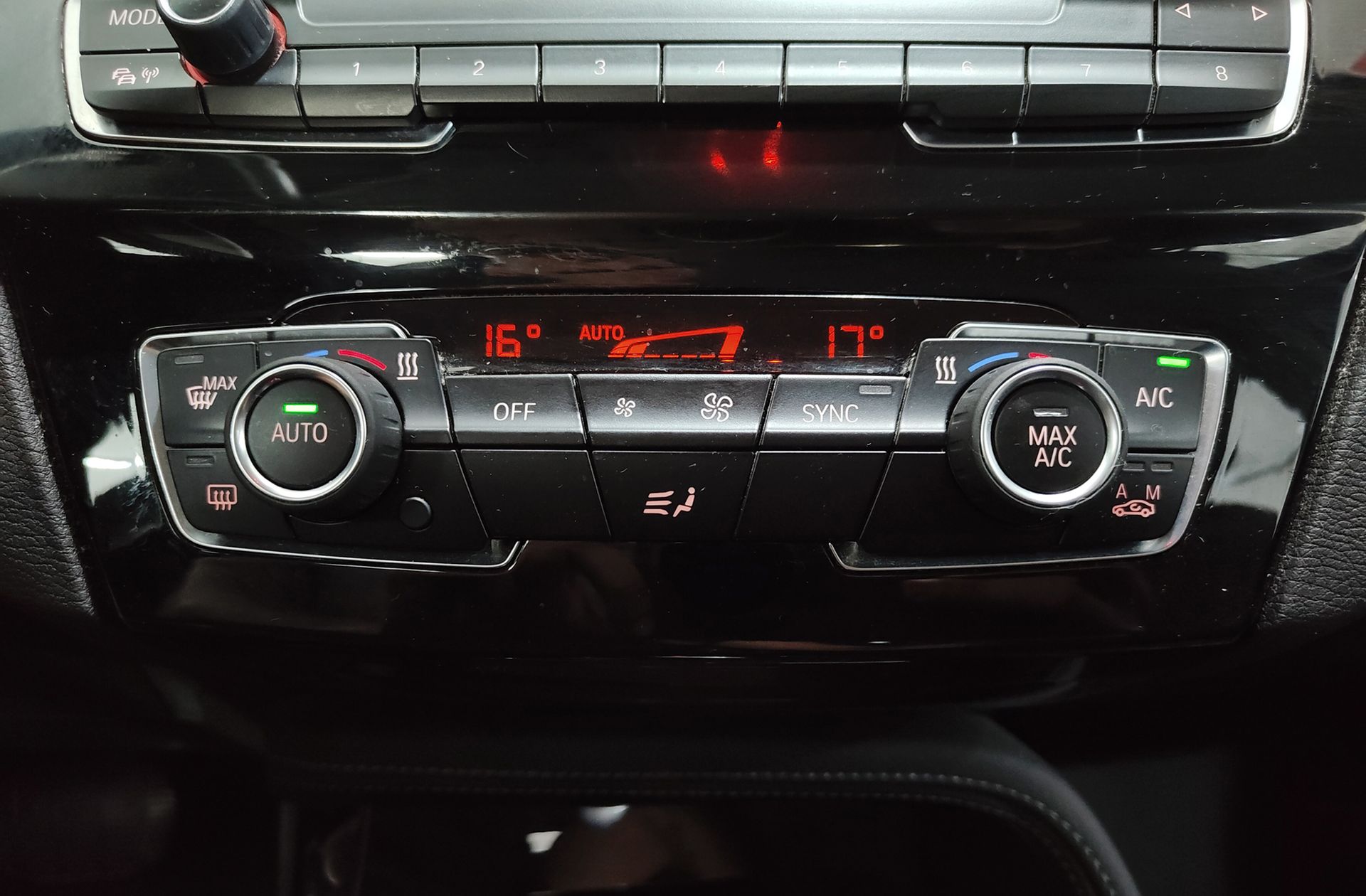 BMW X1 sDrive18i - foto 30