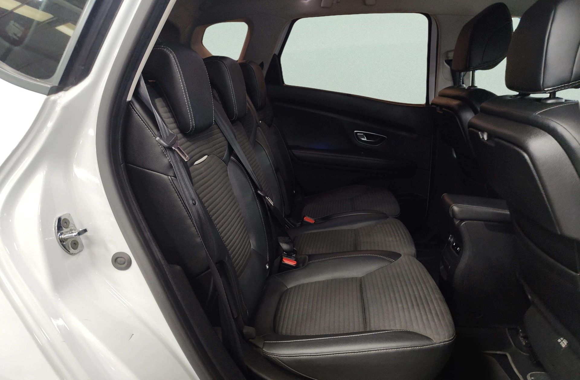 Renault Scénic Zen Energy dCi - foto 15