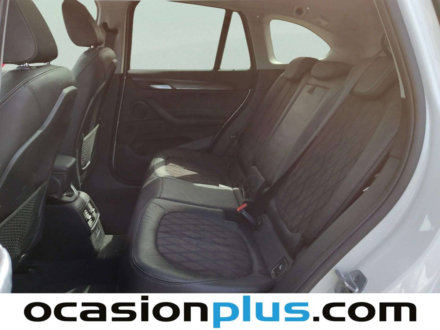 Foto asientos traseros BMW X1 BMW X1 xDrive25e (220 CV)
