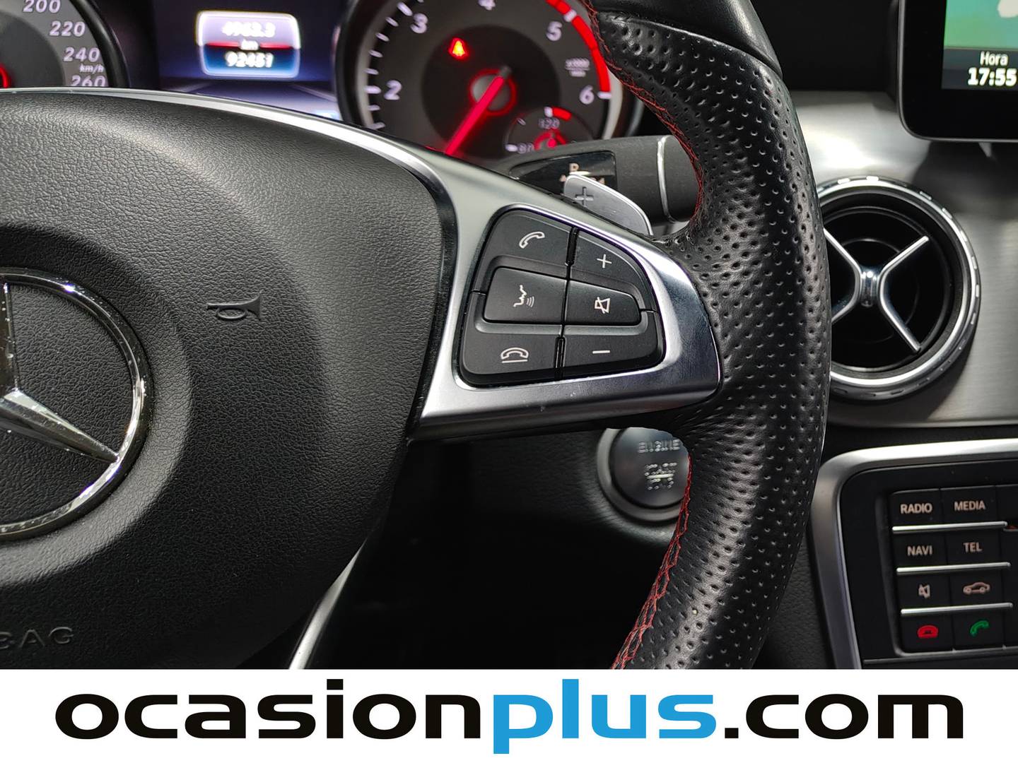 Foto Mercedes GLA Mercedes GLA GLA 200 d AMG Line 100 kW (136 CV)