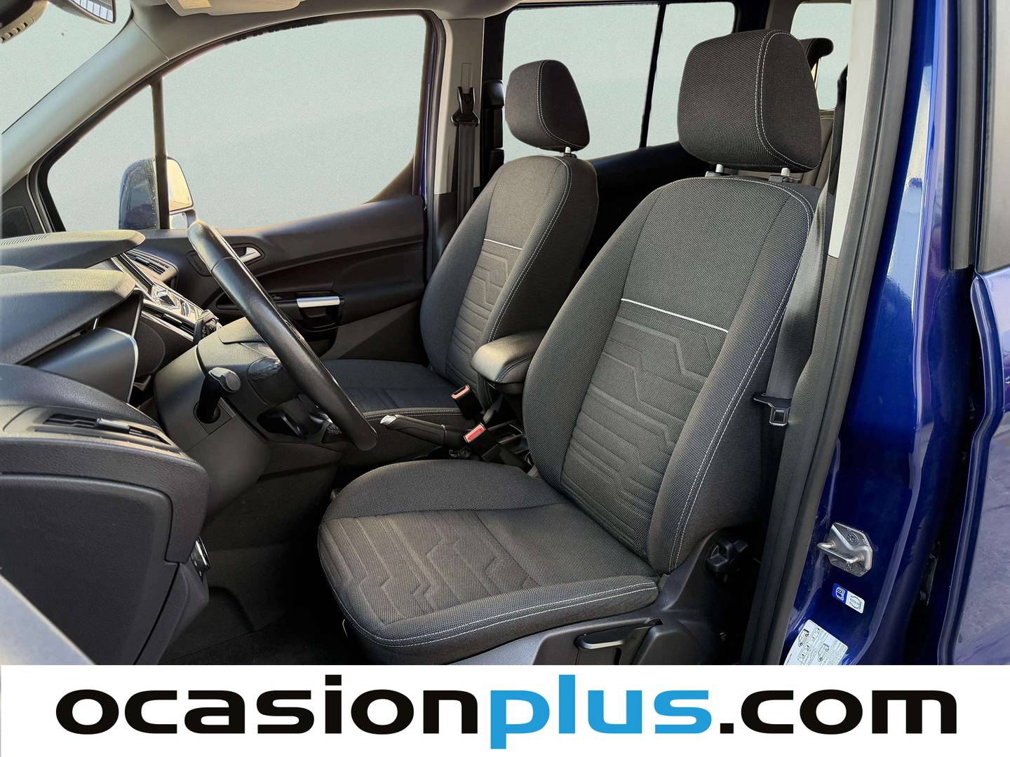 Foto asientos delanteros Ford Grand Tourneo Connect Ford Grand Tourneo Connect 1.5 TDCi Titanium PowerShift (120 CV) 7 Plazas