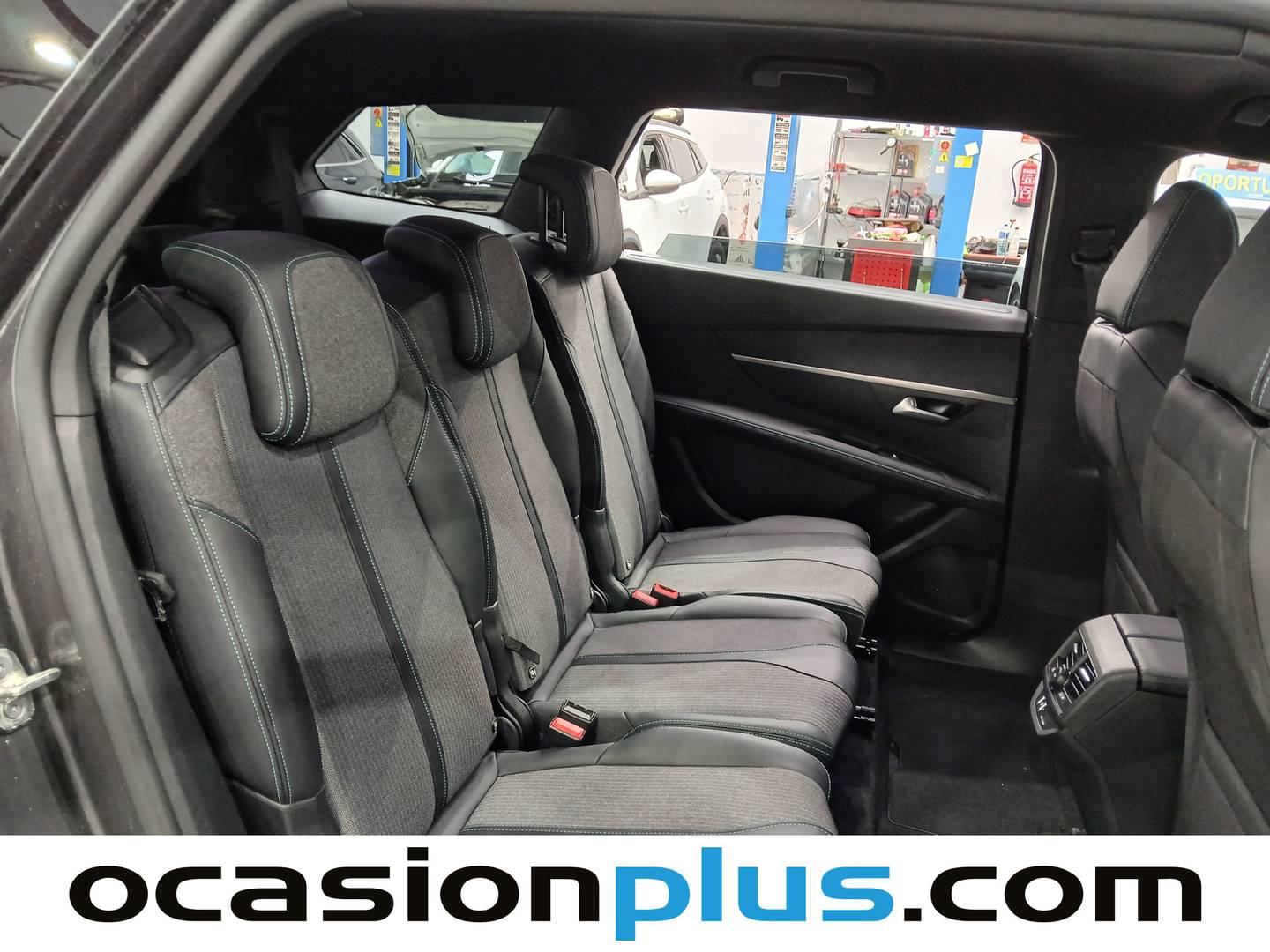 Foto Peugeot 5008 Peugeot 5008 BlueHDI 130 S&S Allure Pack EAT8 (130 CV) 7 Plazas