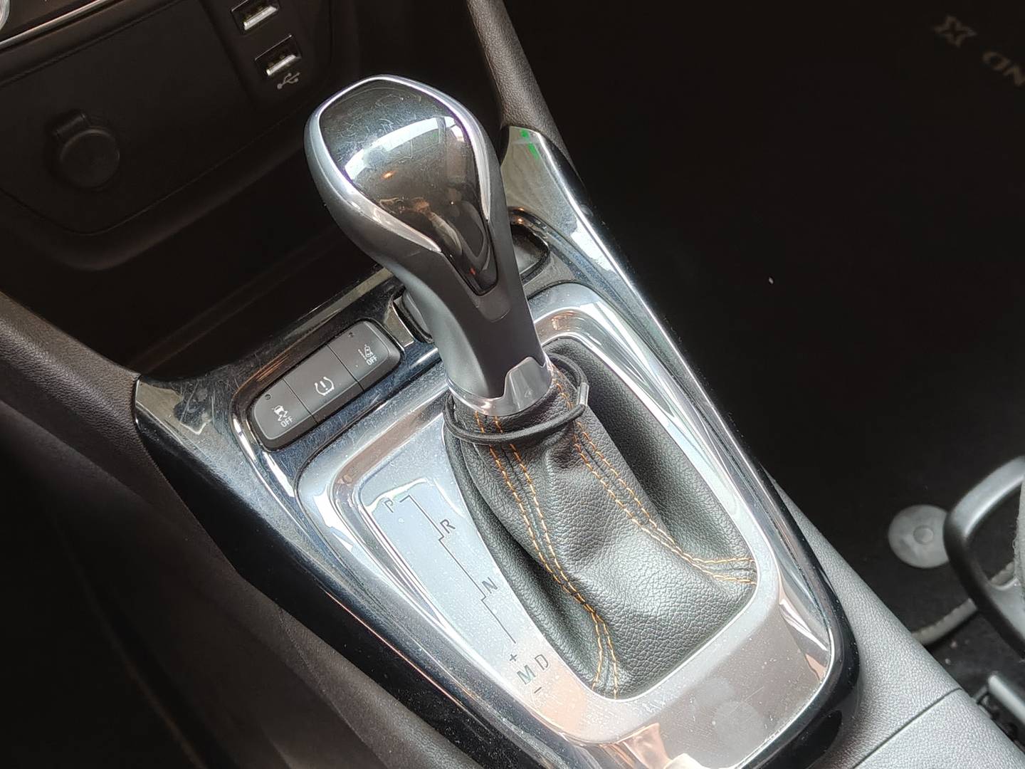 Foto Opel Crossland X Opel Crossland X 1.2 S&S Innovation (110 CV)