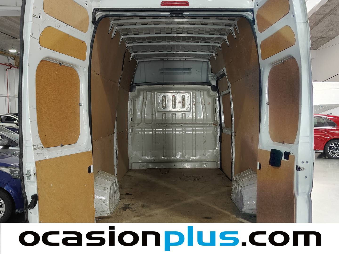 Foto Citroën Jumper Citroen Jumper Furgon BlueHDi 140 35 L3H3 (140 CV)