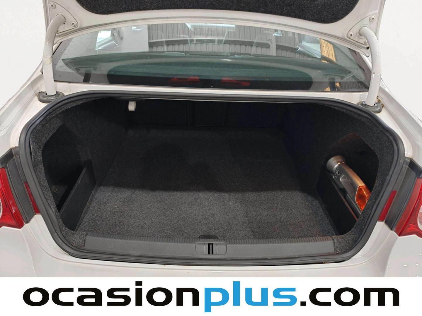 Fotos maletero Volkswagen Passat Volkswagen Passat Advance 1.4 TSI (122 CV)