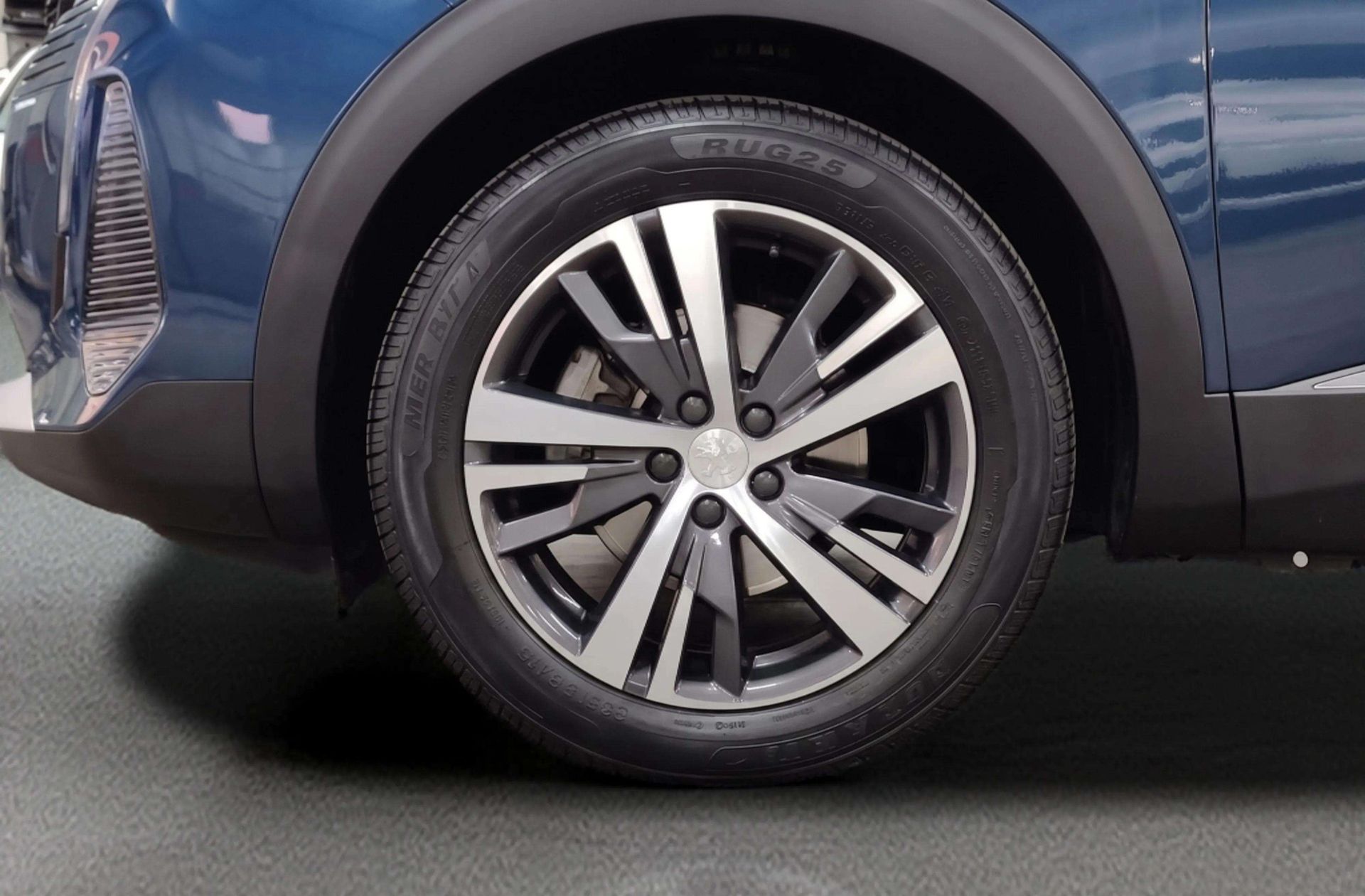 Peugeot 3008 BlueHDi 130 Allure EAT8 - foto 44