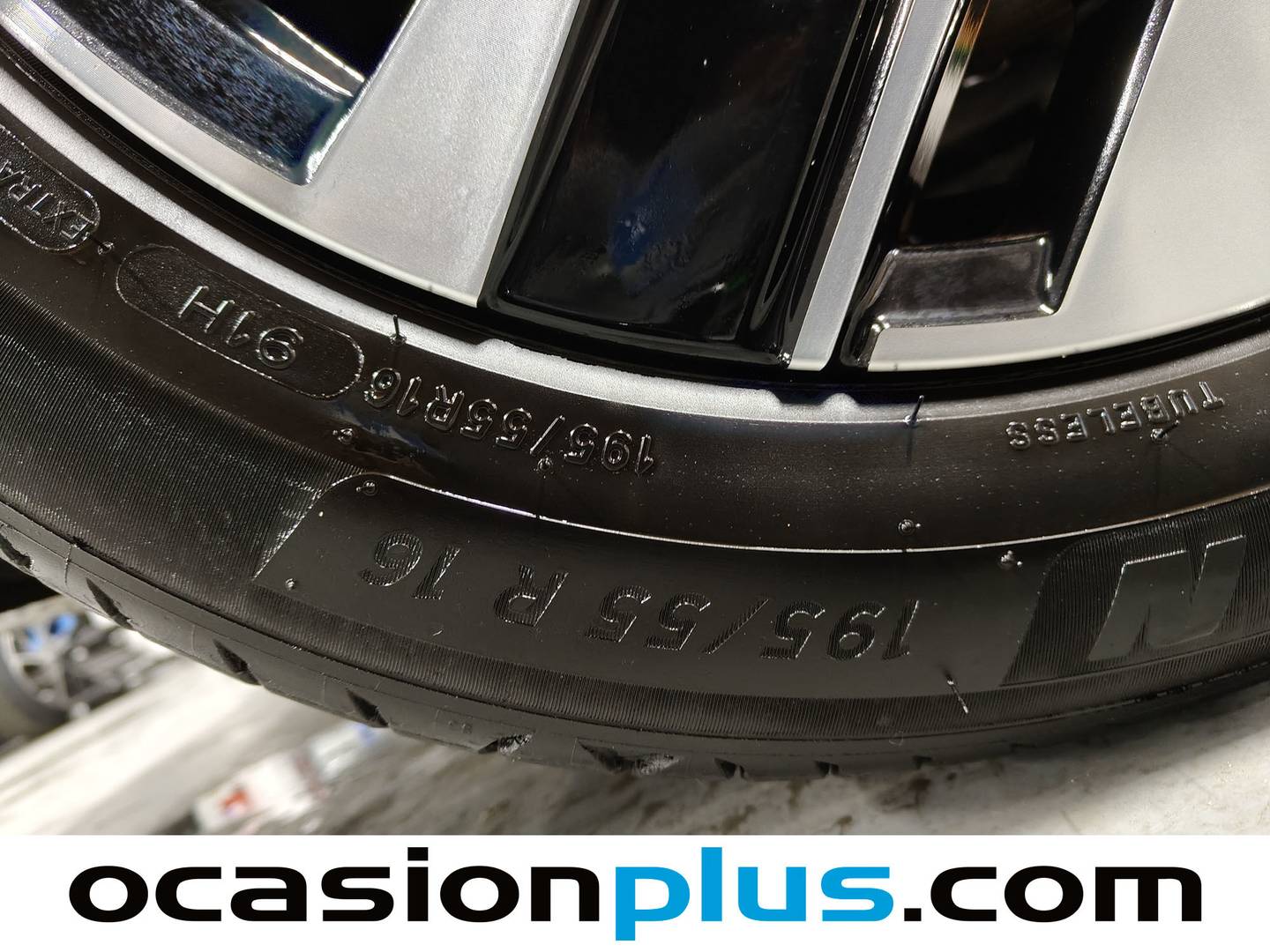 Foto Peugeot 208 Peugeot 208 PureTech 100 Allure (100 CV)