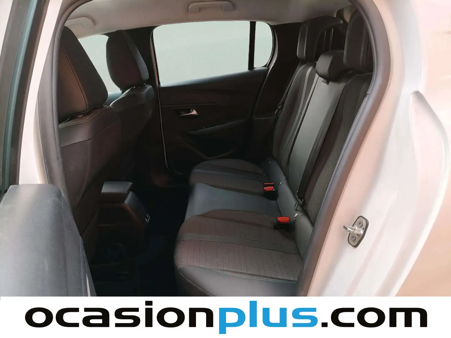 Foto Peugeot 208 Peugeot 208 PureTech 100 Allure (100 CV)