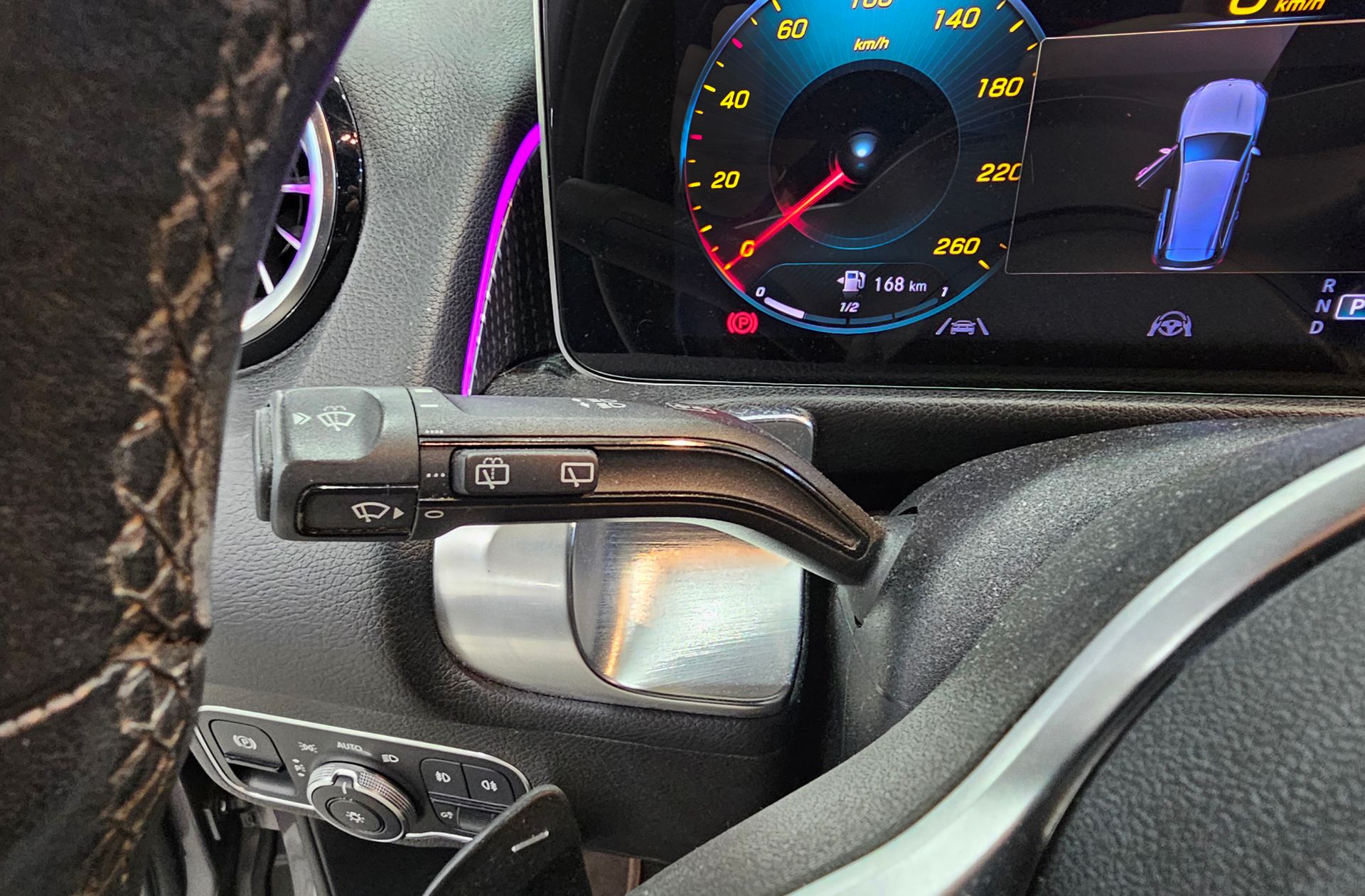 Mercedes-Benz GLB 200 d - foto 30