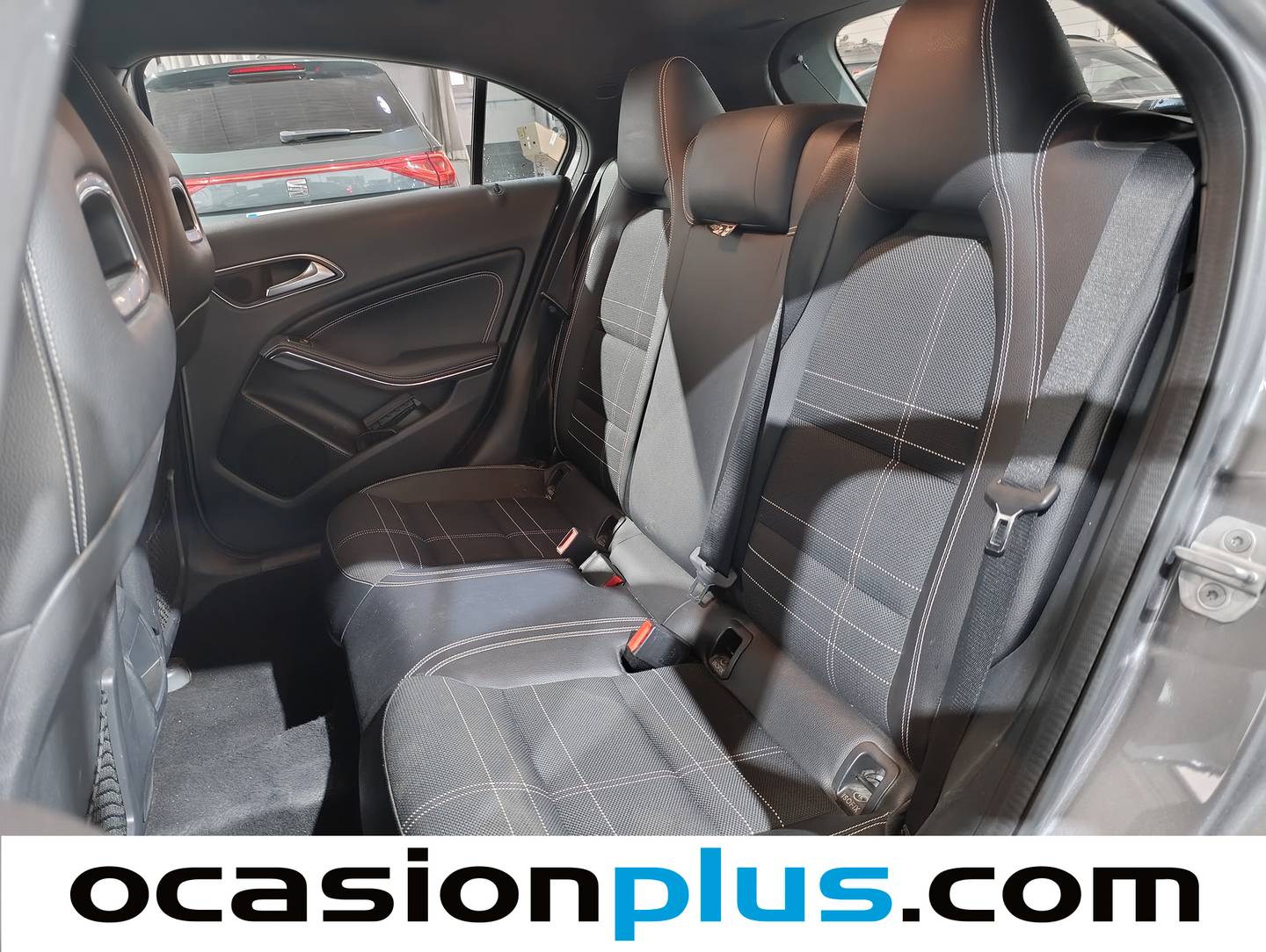 Foto asientos traseros Mercedes Clase A Mercedes Clase A 200 d Style (136 CV)