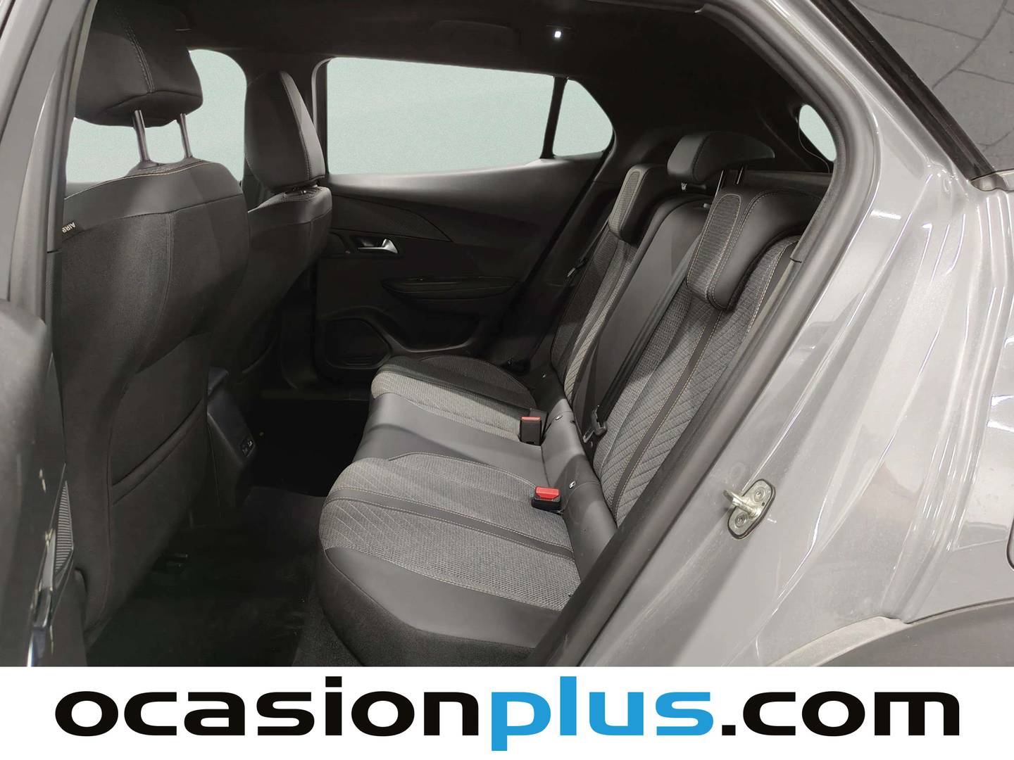 Foto asientos traseros Peugeot 2008 Peugeot 2008 PureTech 100 S&S Allure (100 CV)