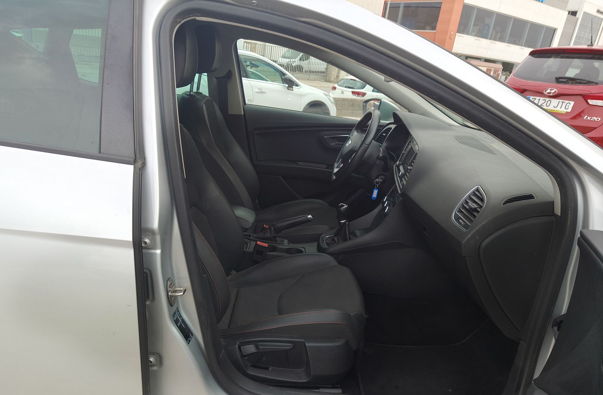 SEAT León 2.0 TDI FR - foto 18