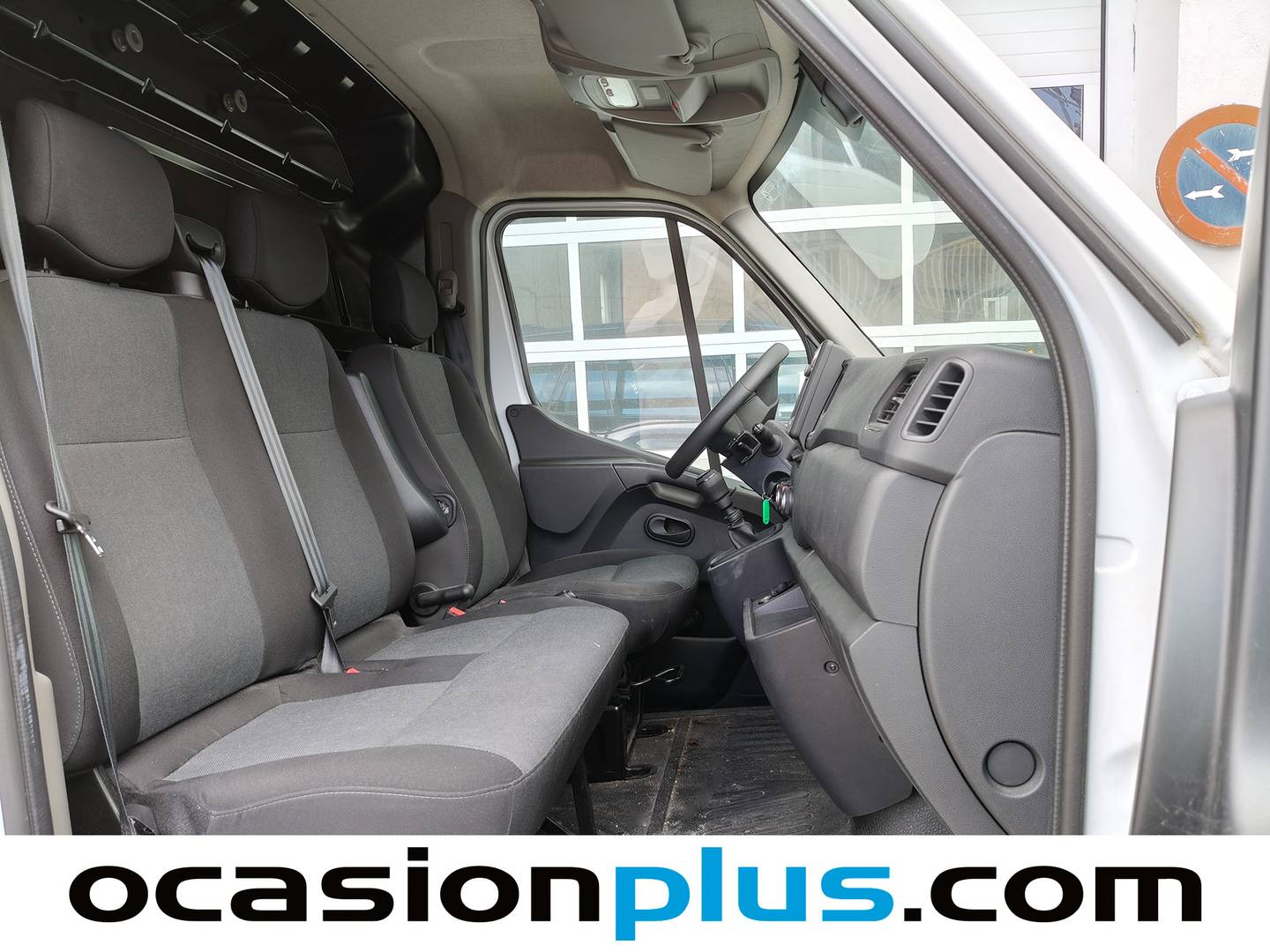 Foto Renault Master Renault Master Furgon L3H2 3500 dCi  (150 CV) siete plazas