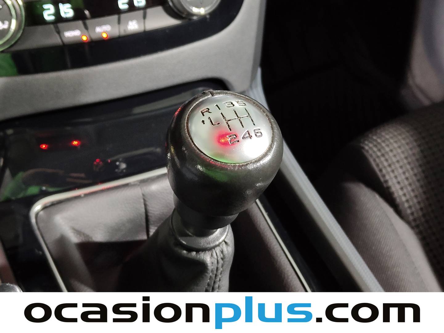 Foto Peugeot 508 Peugeot 508 1.6 BlueHDI Active (120 CV)