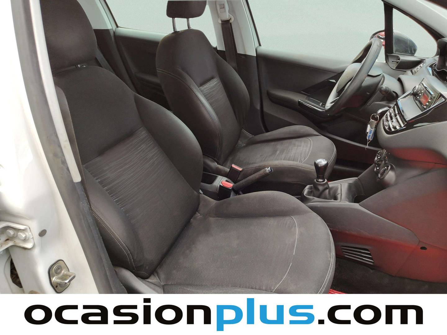 Peugeot 208 Peugeot 208 1.4 HDi Business Line (68 CV) km 0
