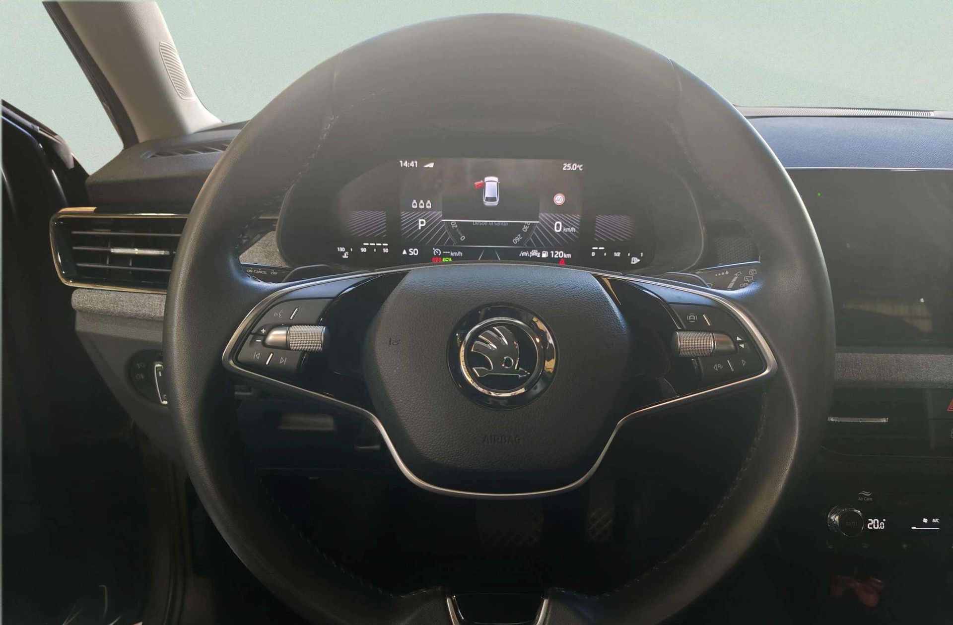 Škoda Scala 1.0 TSI Selection DSG - foto 20