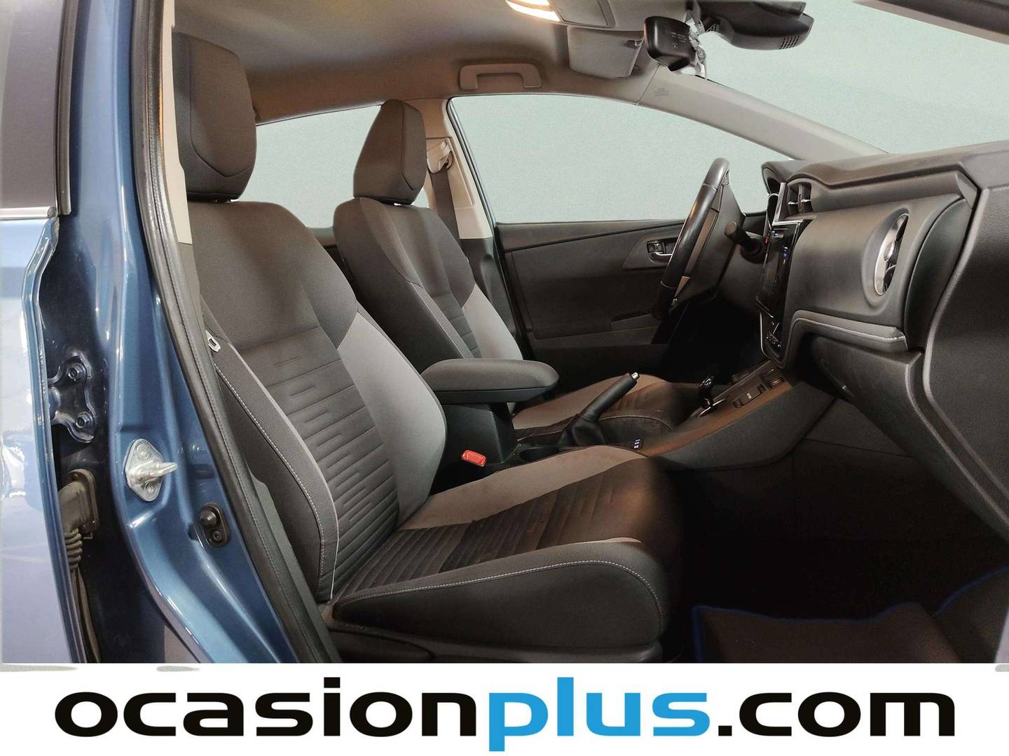 Foto Toyota Auris Toyota Auris 140H Hybrid Active (136 CV)