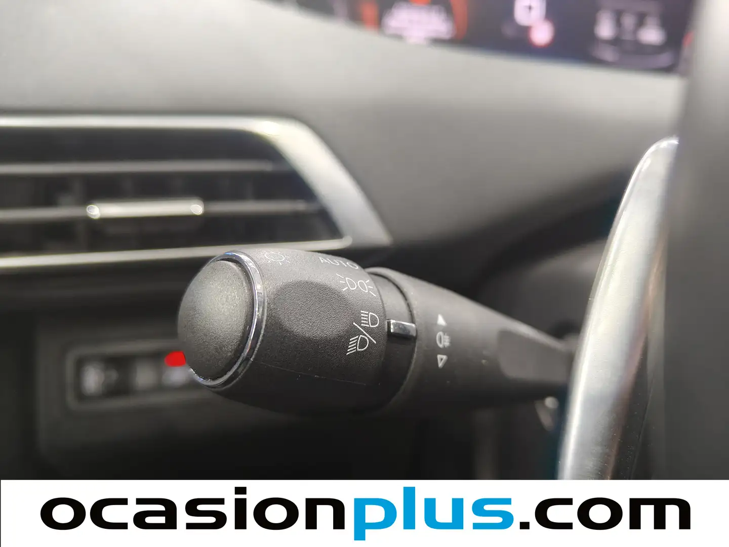 Foto Peugeot 3008 Peugeot 3008 BlueHDi 130 S&S Allure Pack EAT8 (130 CV)