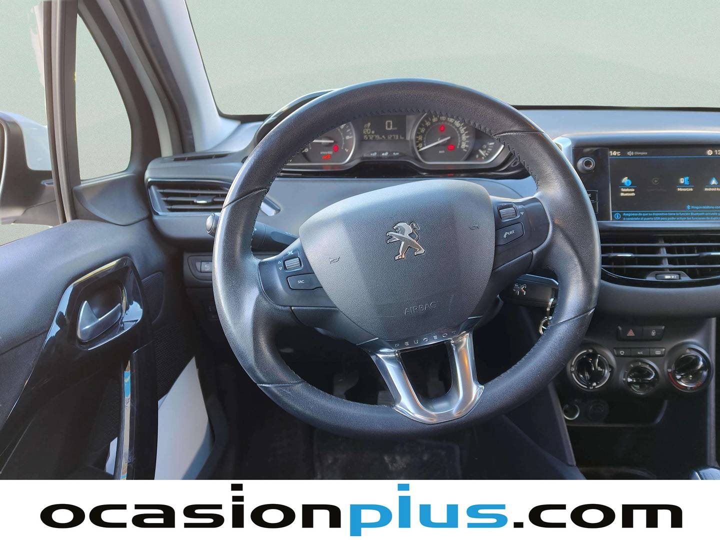 Foto Peugeot 208 Peugeot 208 PureTech Signature (82 CV)