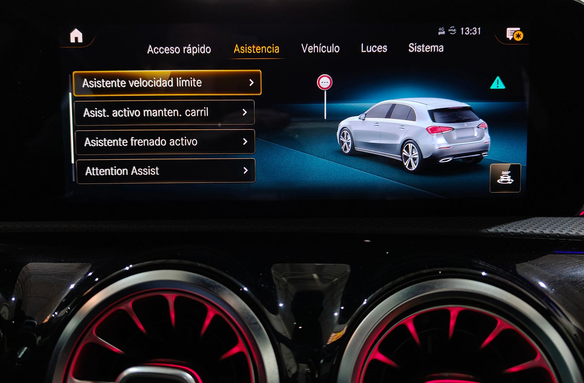 Mercedes-Benz Clase A 220 Pack AMG - foto 18
