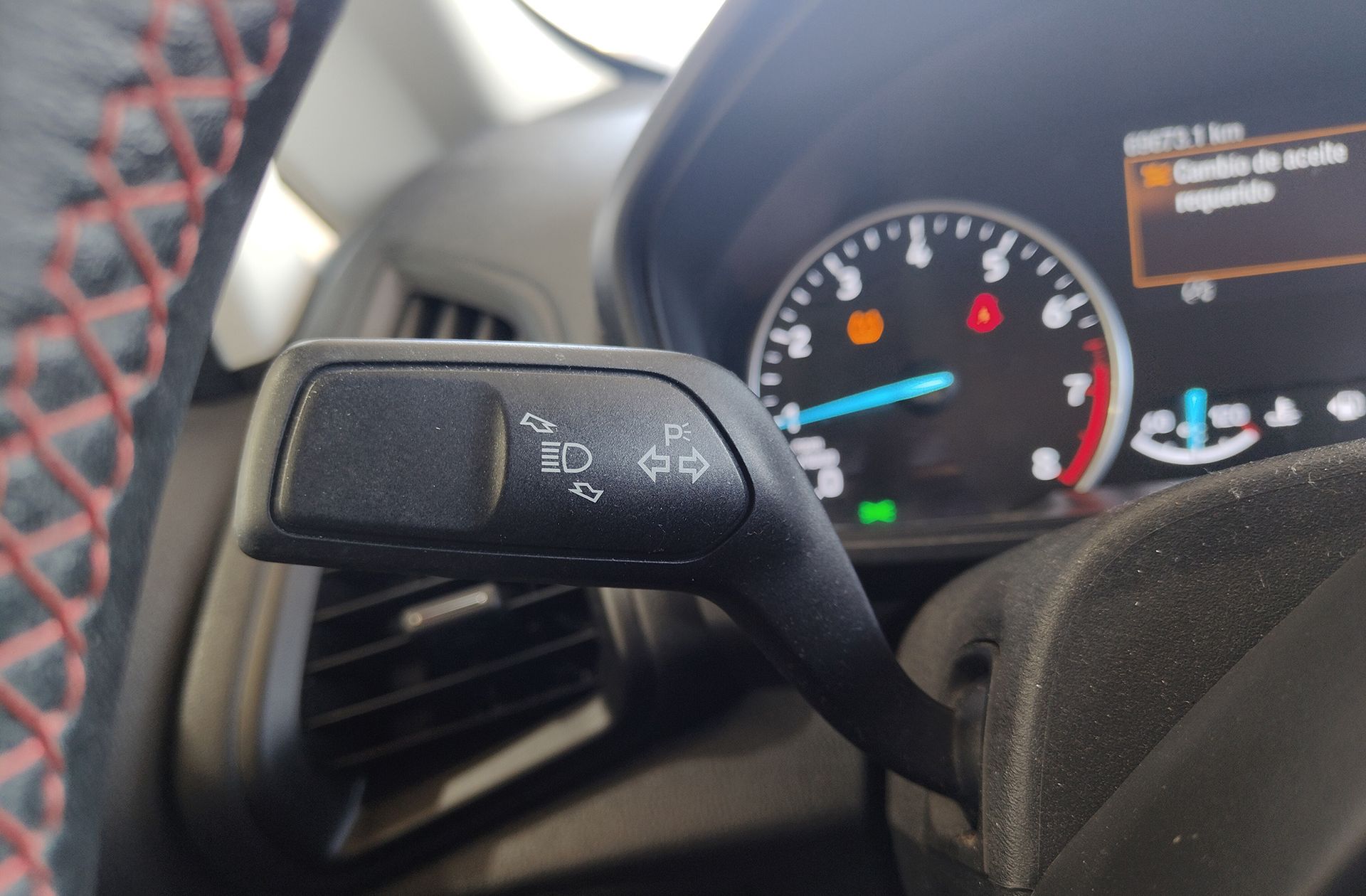 Ford EcoSport 1.0T EcoBoost ST Line - foto 26