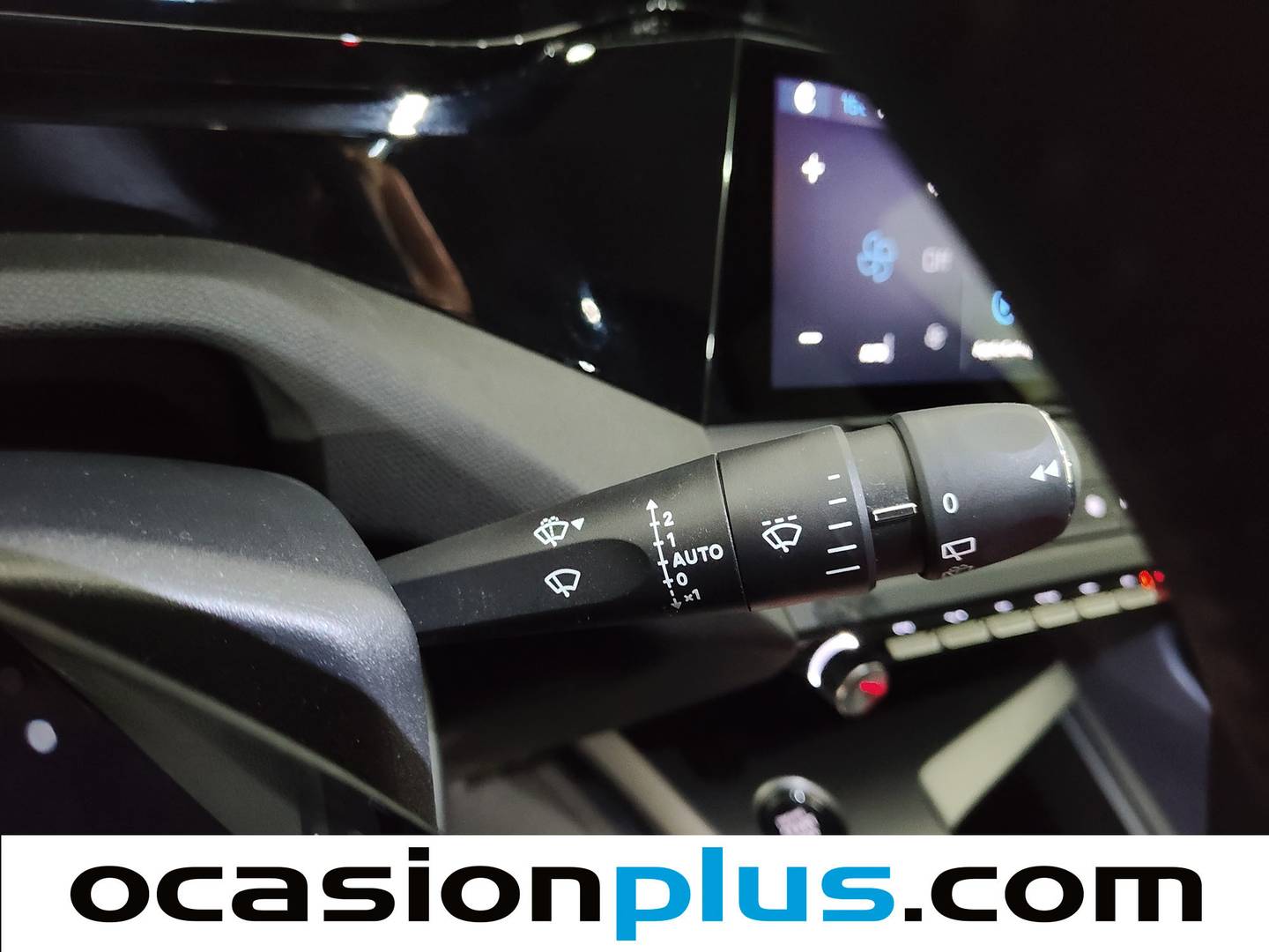 Foto Peugeot 308 Peugeot 308 Allure Hybrid eDCS6 (145 CV)