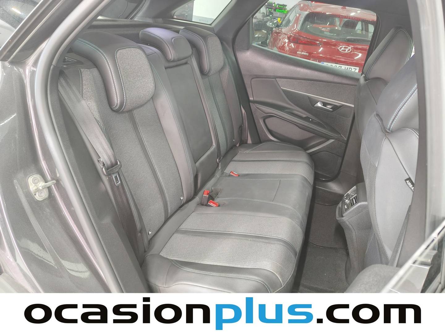 Foto Peugeot 3008 Hybrid Peugeot 3008 Hybrid 300 Allure Pack e-EAT8 (300 CV)