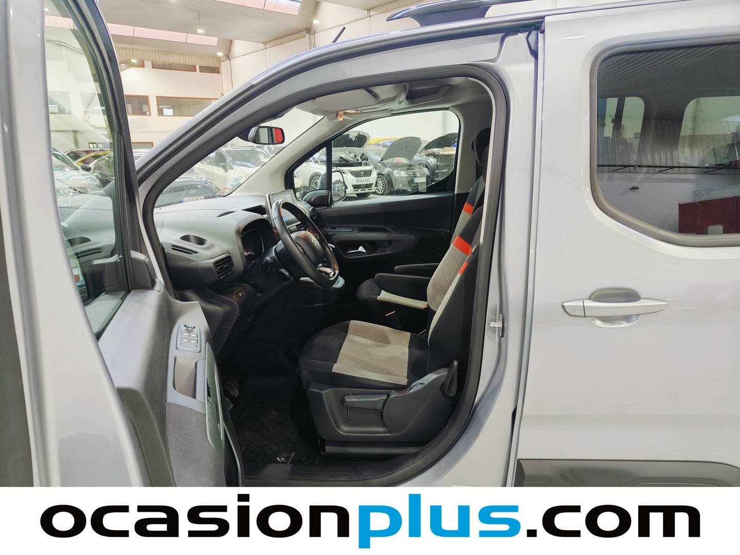 Foto asientos traseros Citroën Berlingo Citroen Berlingo BlueHDi 130 S&S Talla XL Shine (130 CV) 7 PLAZAS