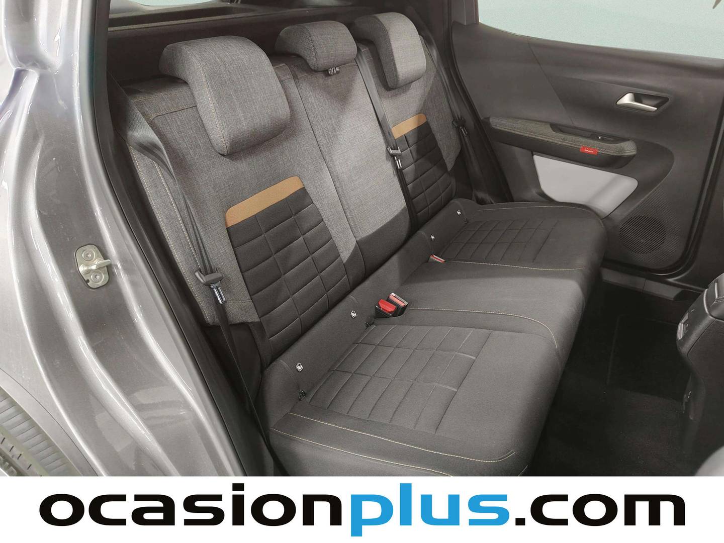 Citroën C3 Aircross Citroën C3 Aircross Hybrid 145 Plus e-DCS6 (145 CV) híbrido