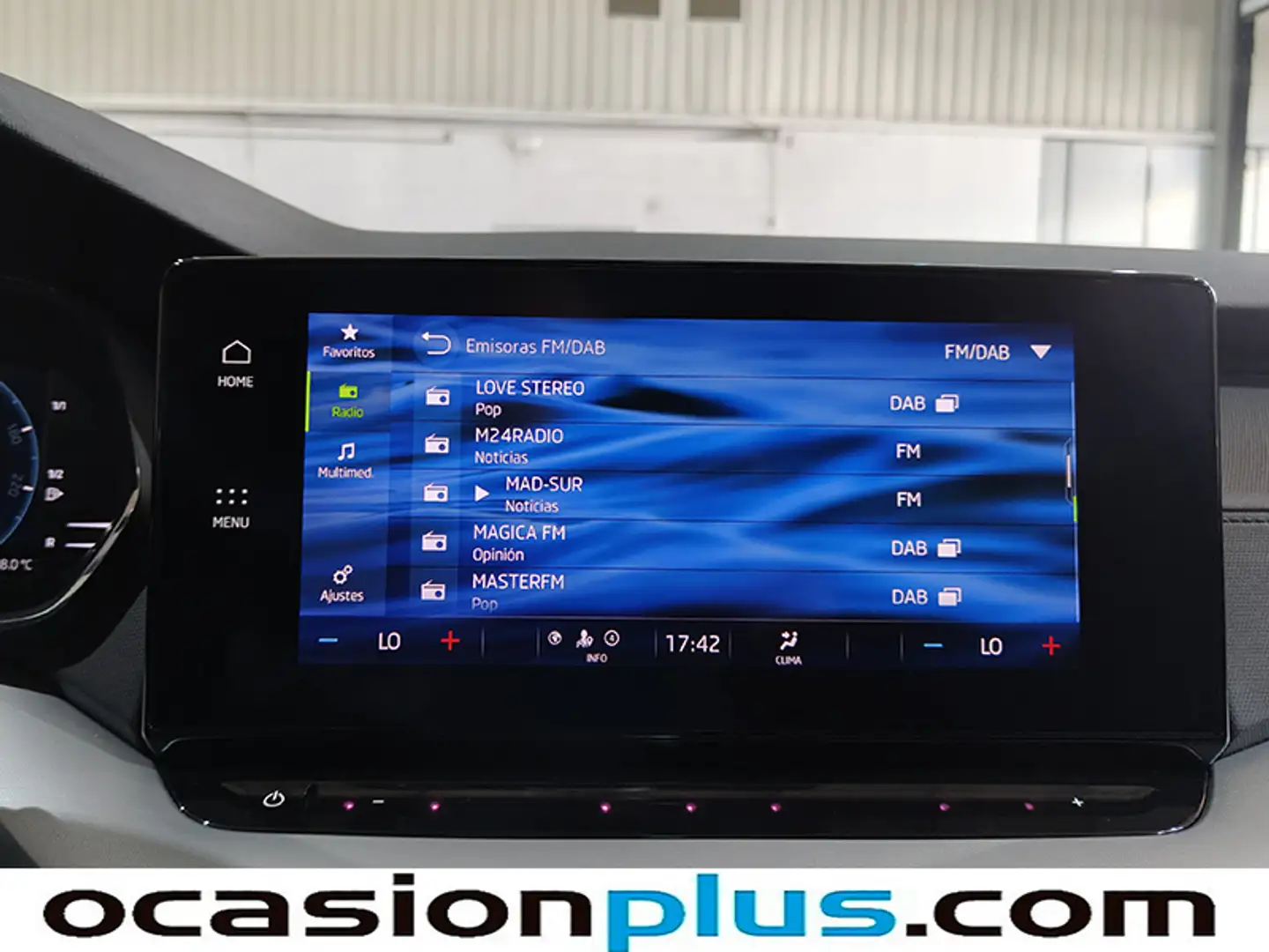 Foto Skoda Octavia Skoda Octavia Combi 1.0 TSI mHEV Ambition DSG (110 CV)