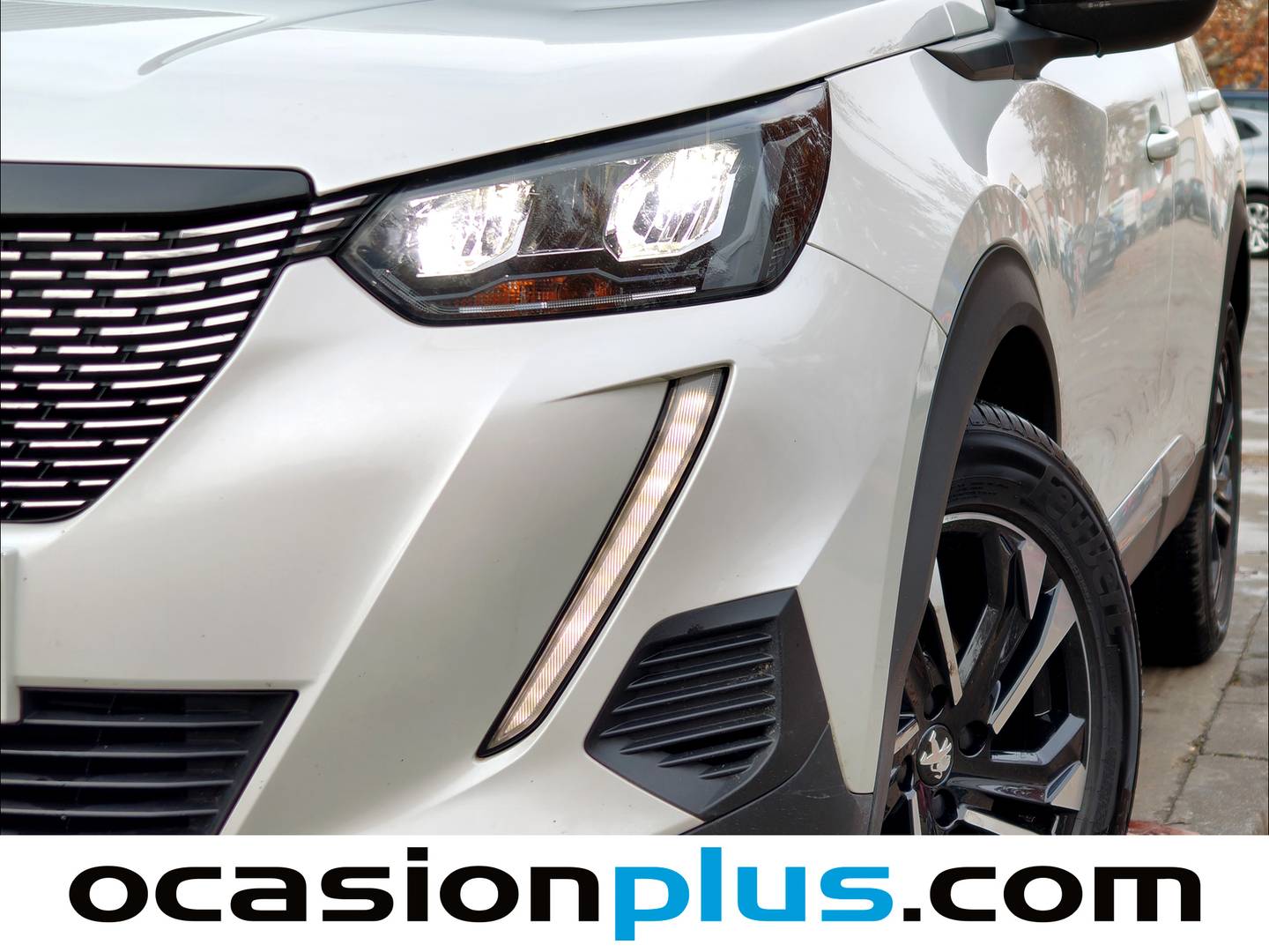 Foto Peugeot 2008 Peugeot 2008 PureTech 130 S&S Allure Pack (130 CV)