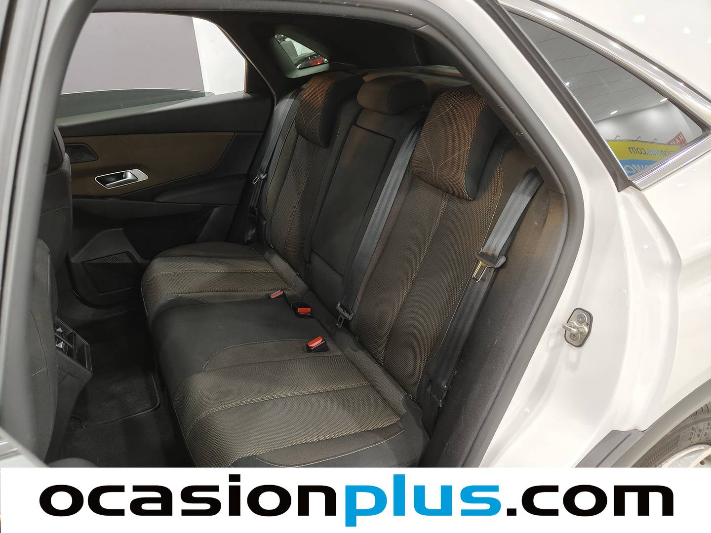 Foto DS DS 7 Crossback DS DS7 Crossback BlueHDi 130 Be Chic  (130 CV)