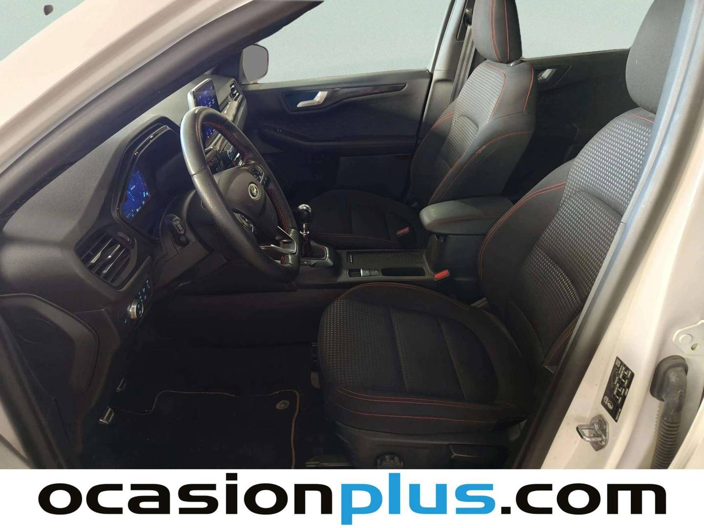 Foto asientos delanteros Ford Kuga Ford Kuga 2.0 EcoBlue MHEV ST-Line (150 CV)