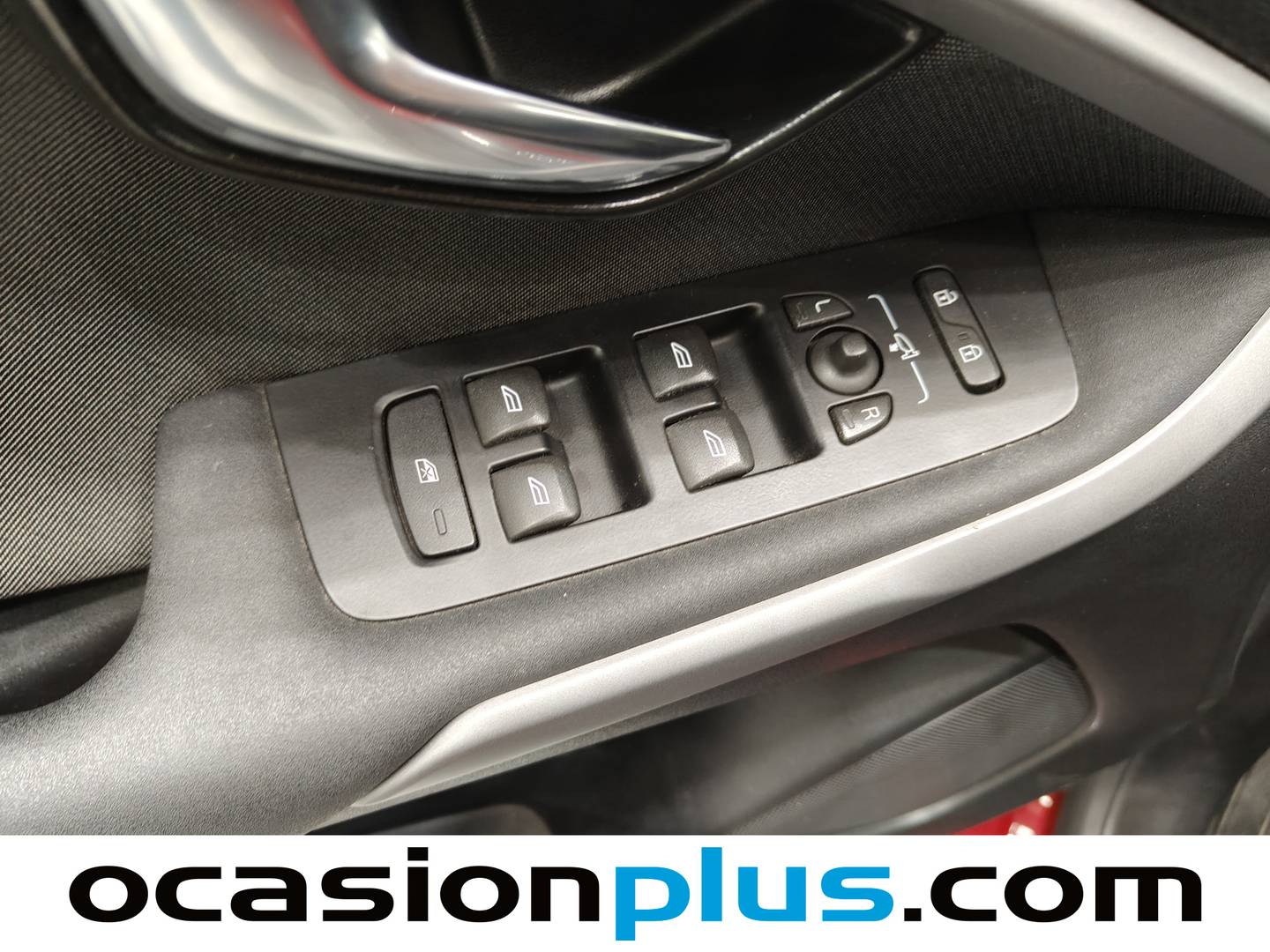 Foto Volvo V40 Cross Country Volvo V40 Cross Country D2 Momentum (120 CV)