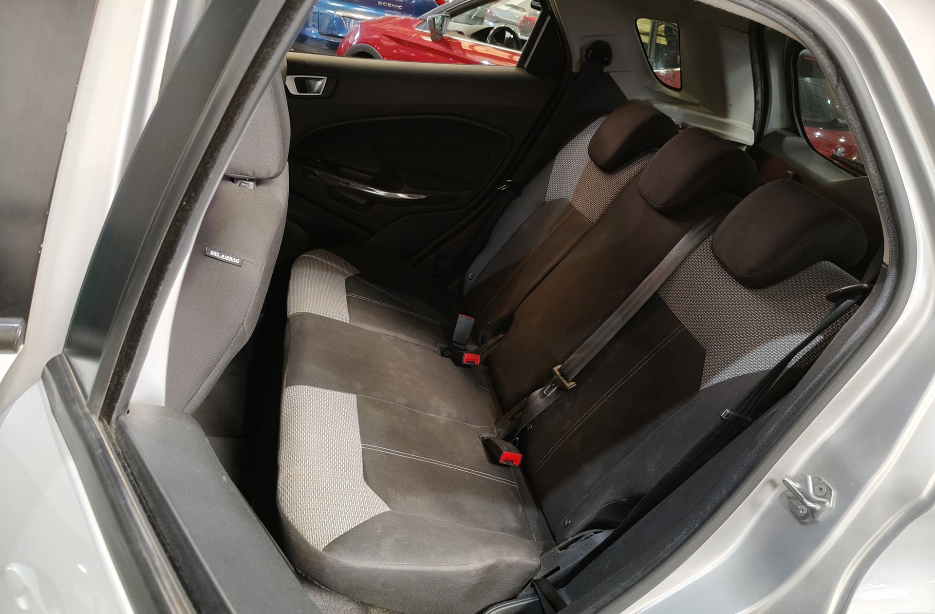 Ford EcoSport 1.5 TDCi Trend - foto 9