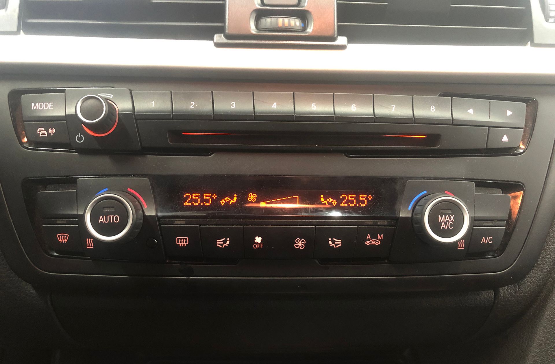 BMW Serie 3 320d Touring Efficient Dynamics - foto 26