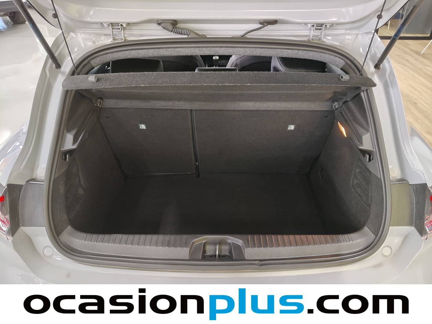 Foto asientos delanteros Renault Clio Renault Clio Techno TCe (90 CV)