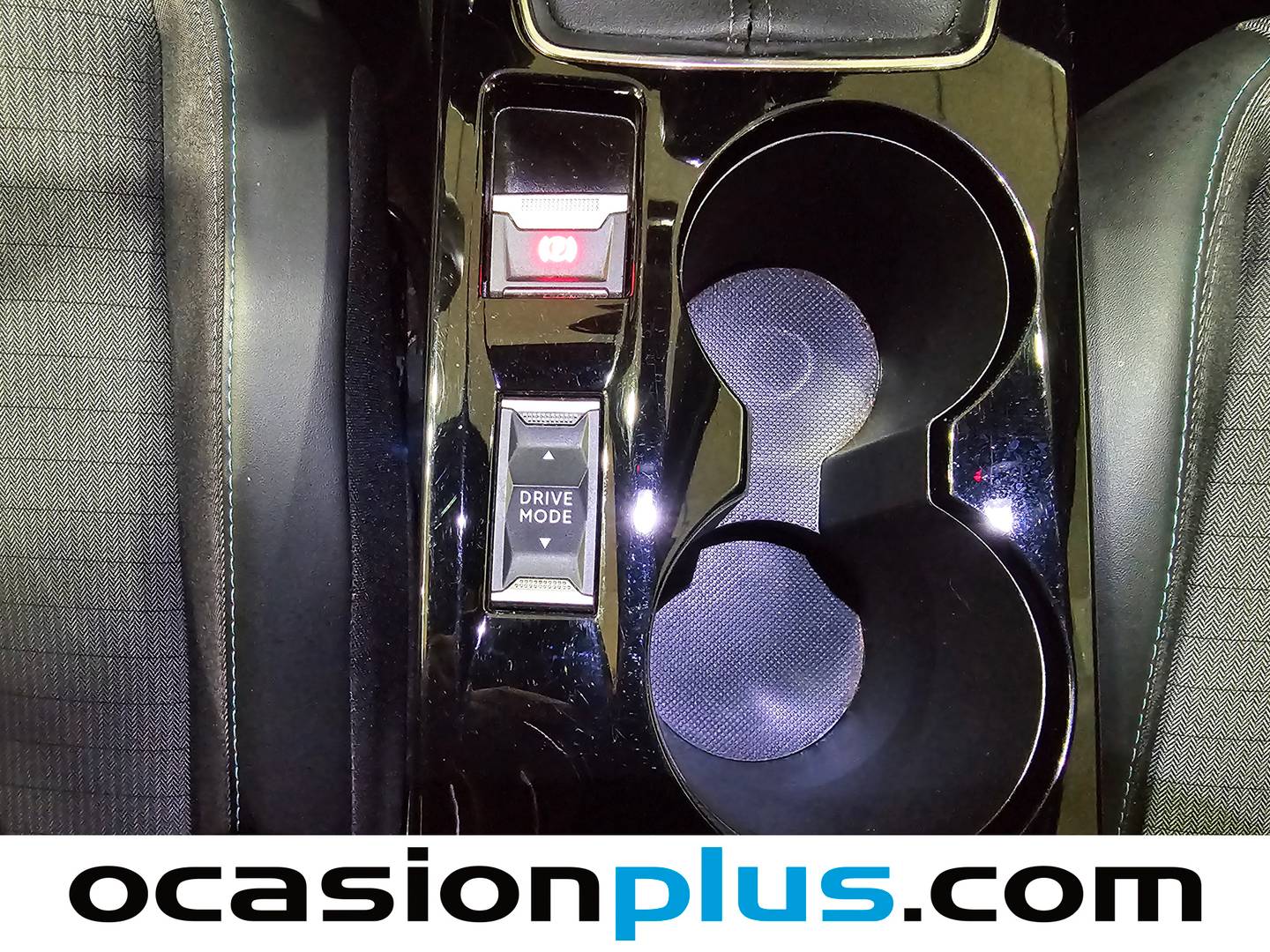 Foto Peugeot 2008 Peugeot 2008 PureTech 130 S&S Allure Pack (130 CV)