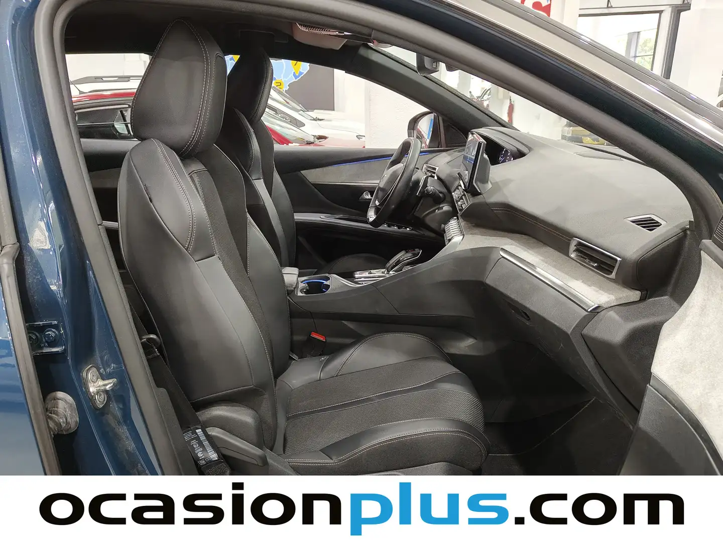 Foto Peugeot 3008 Peugeot 3008 PureTech 130 S&S GT EAT8 (130 CV)