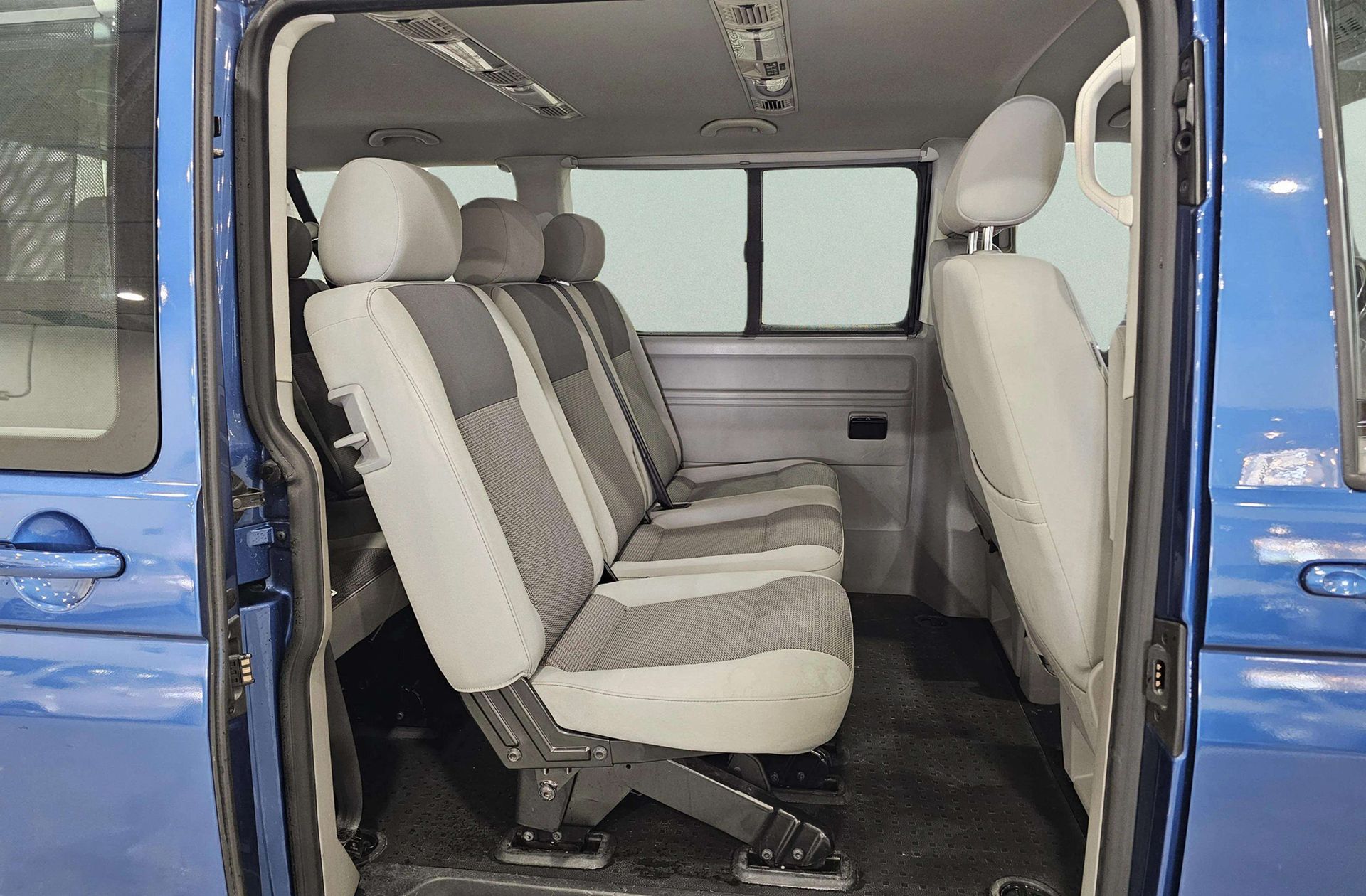 Volkswagen Caravelle Comfortline Edition 2.0 TDI BMT Corto DSG - foto 16
